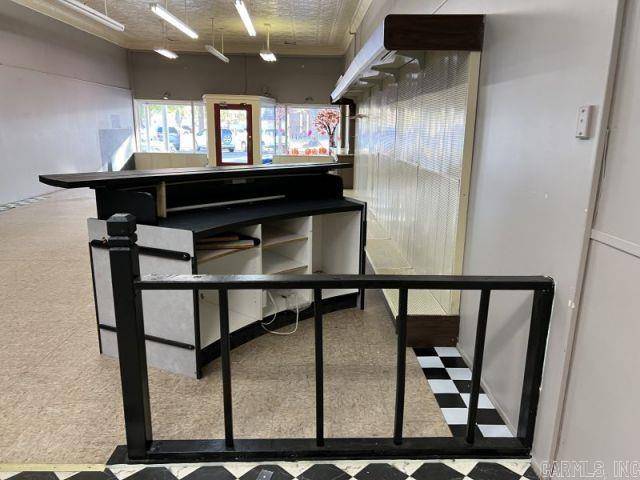 Piggott, AR 72454,231 W Main St