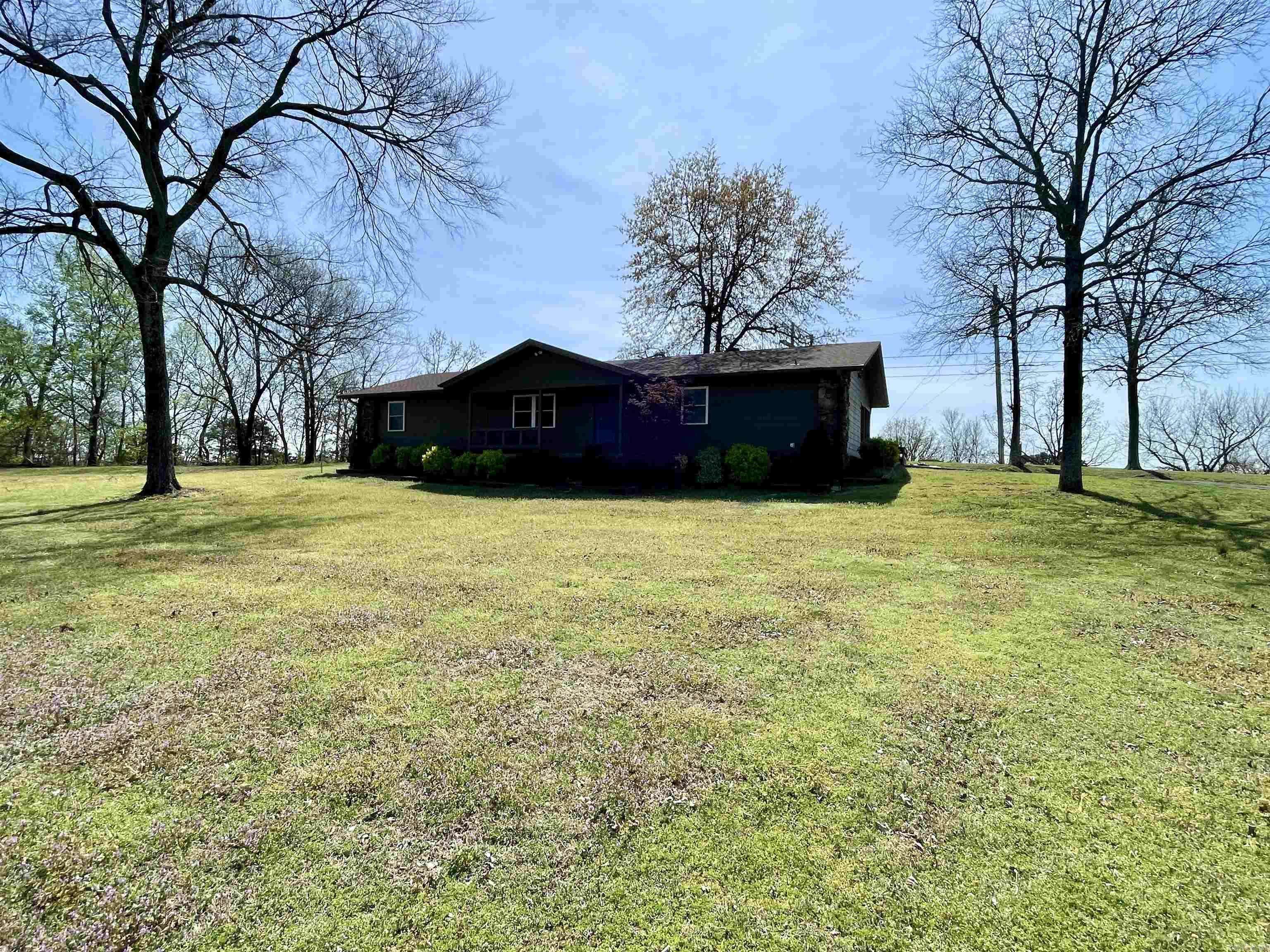 Morrilton, AR 72110,32 Hilltop Drive