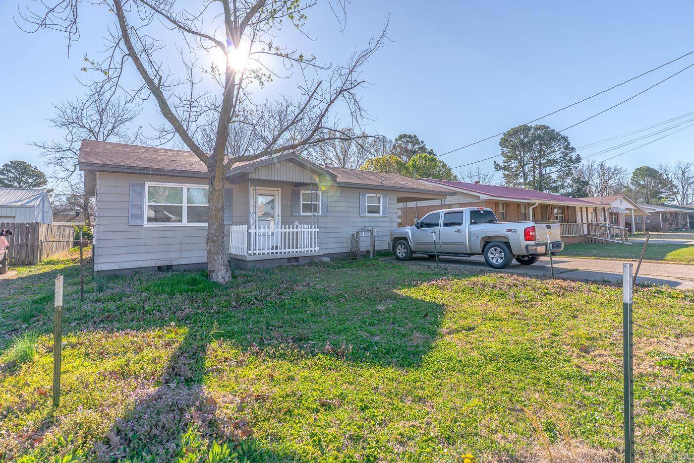 Paragould, AR 72450,201 S 13th Avenue