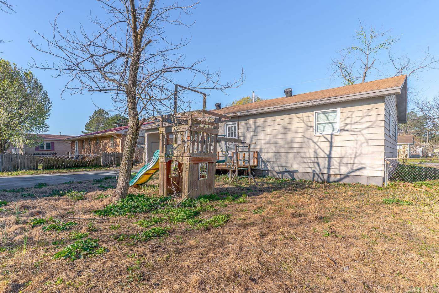 Paragould, AR 72450,201 S 13th Avenue