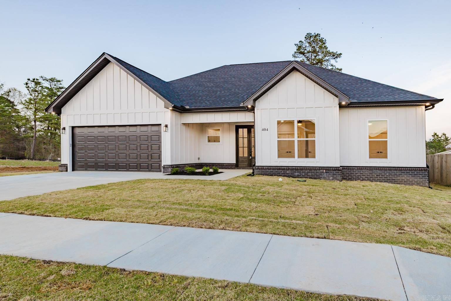 Bryant, AR 72022,404 Court Street