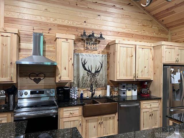 Greers Ferry, AR 72067,426 Bondair Road