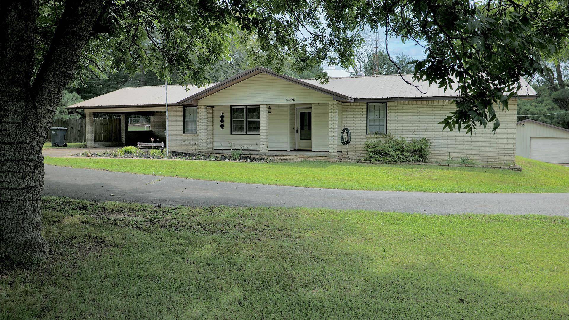 Jonesboro, AR 72404,5206 Johnwood