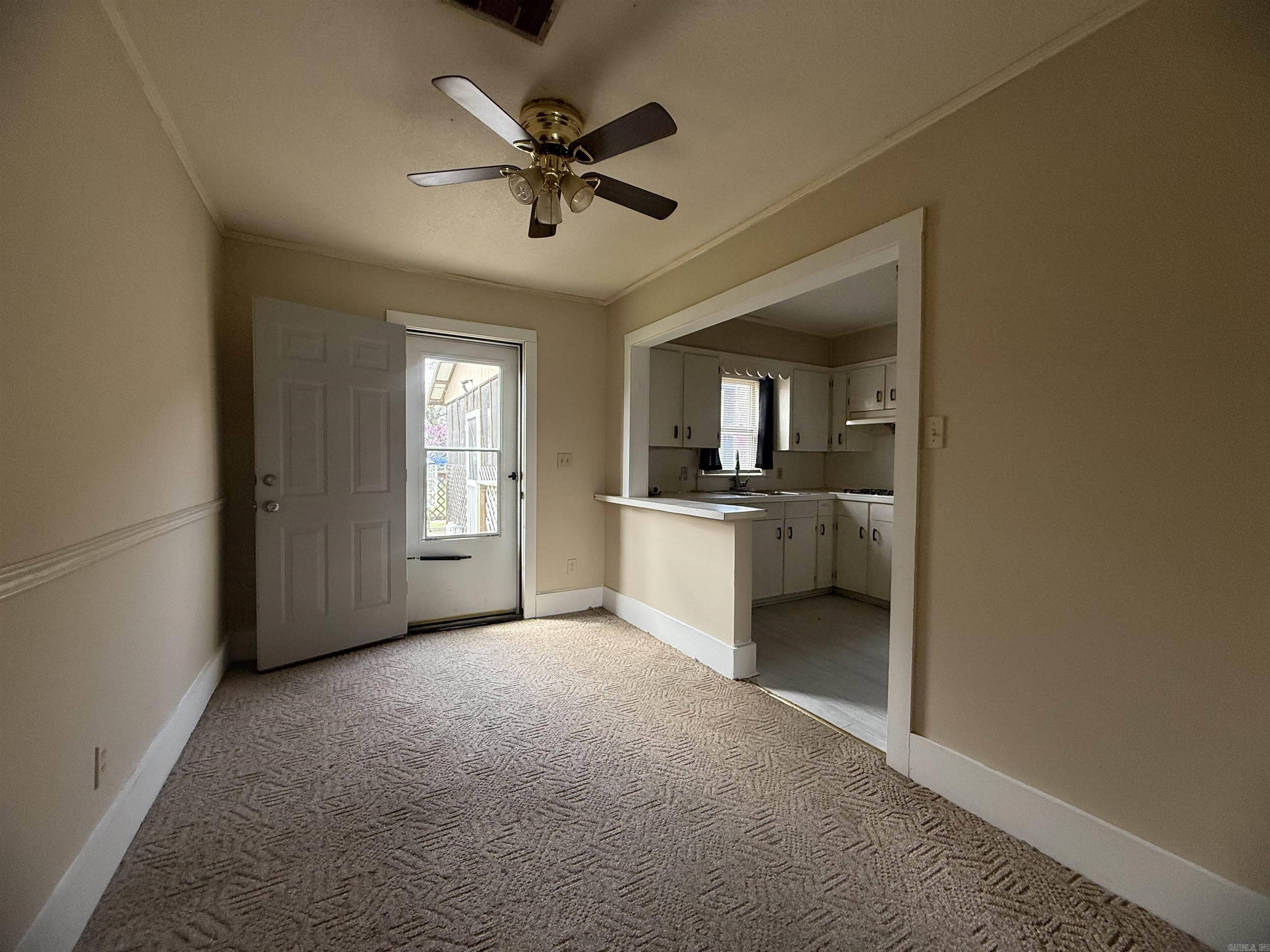 Walnut Ridge, AR 72476,417 W Free Street