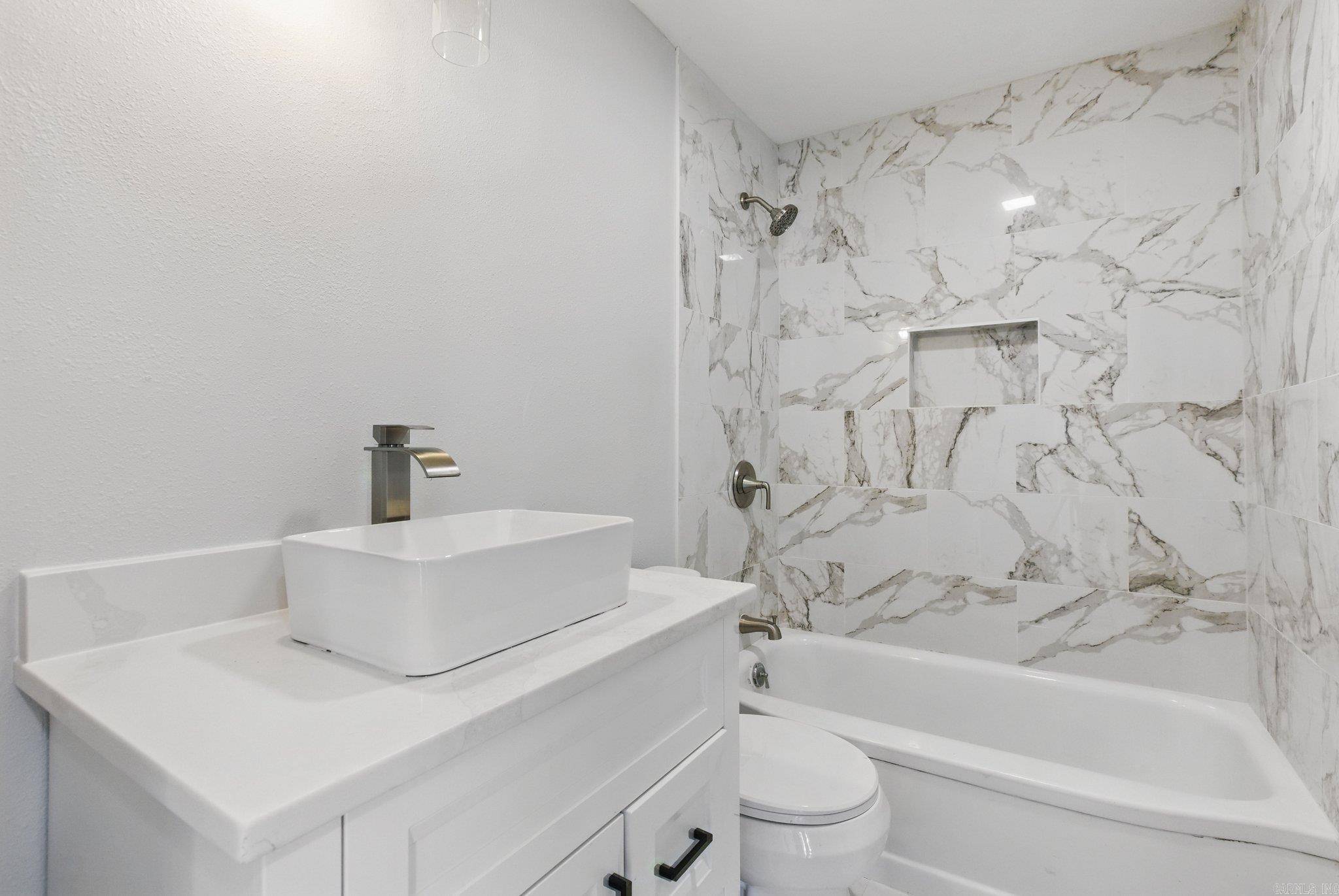 Little Rock, AR 72204,4219 W 13th Street