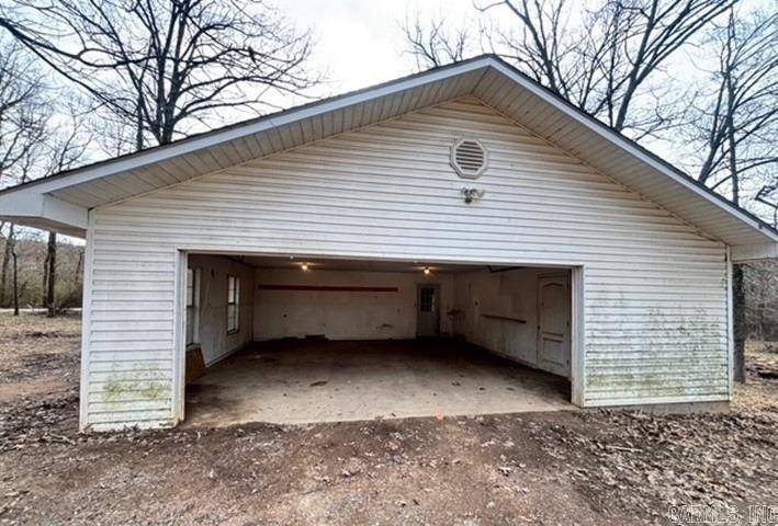 Mena, AR 71953,101 N Golden Lane