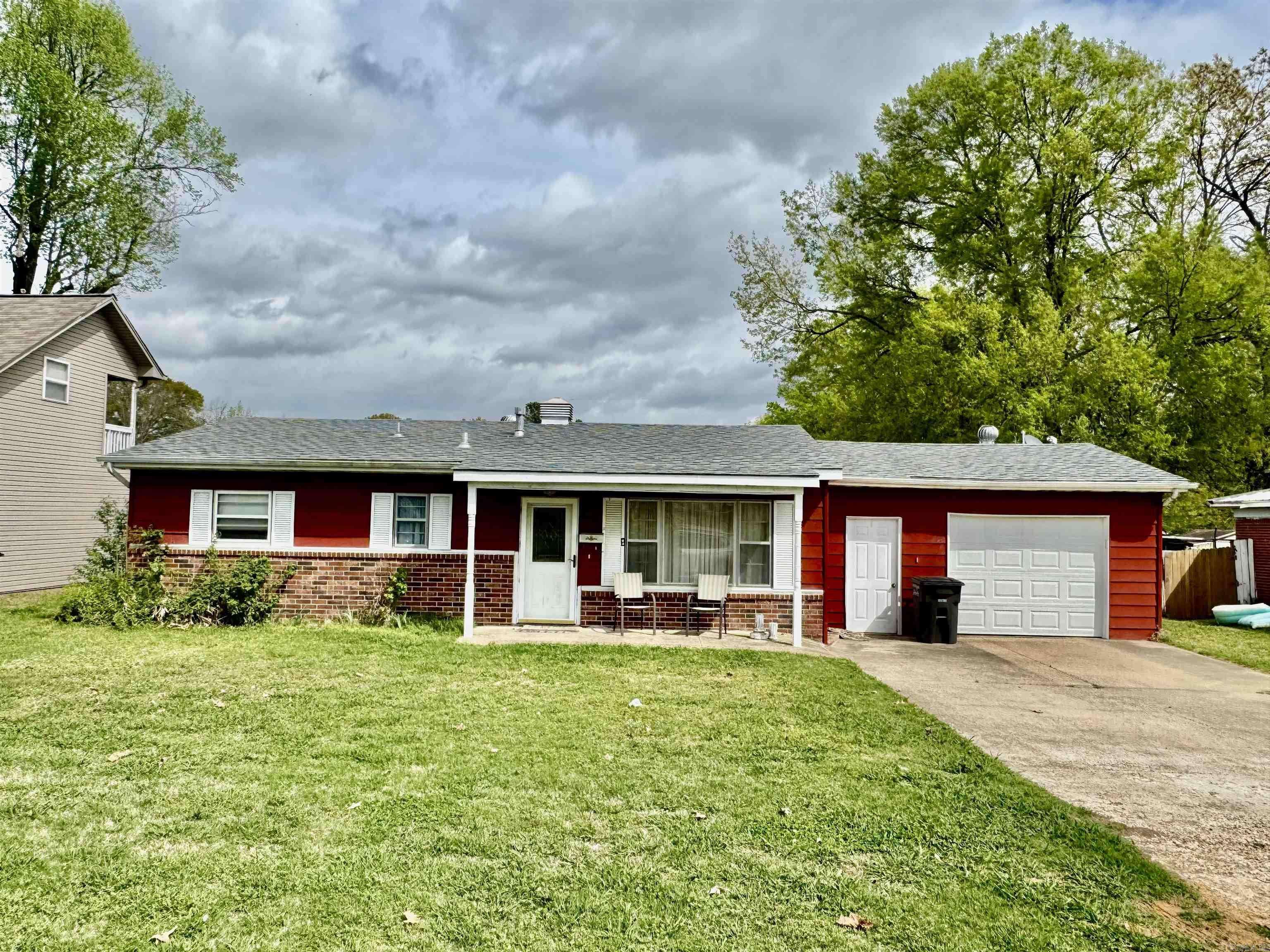 Jacksonville, AR 72076,504 Vine St.