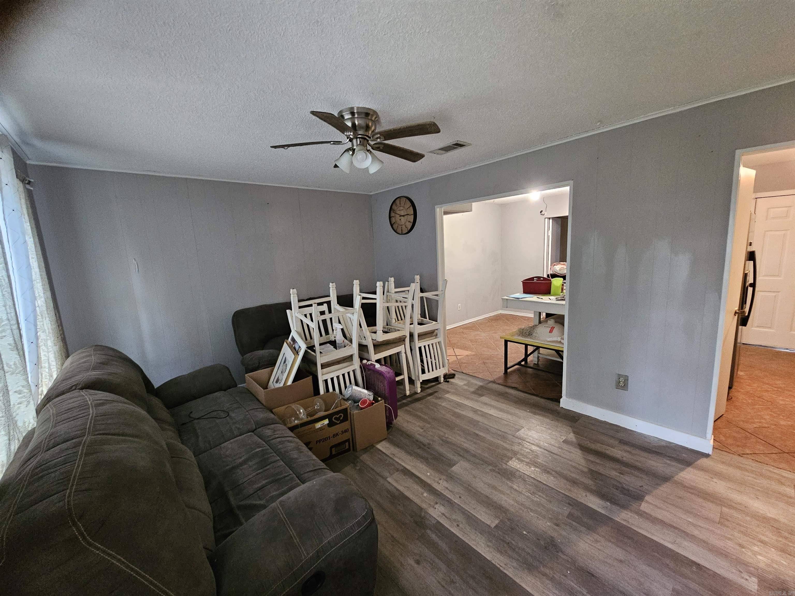 Hope, AR 71801,2015 W Ave E