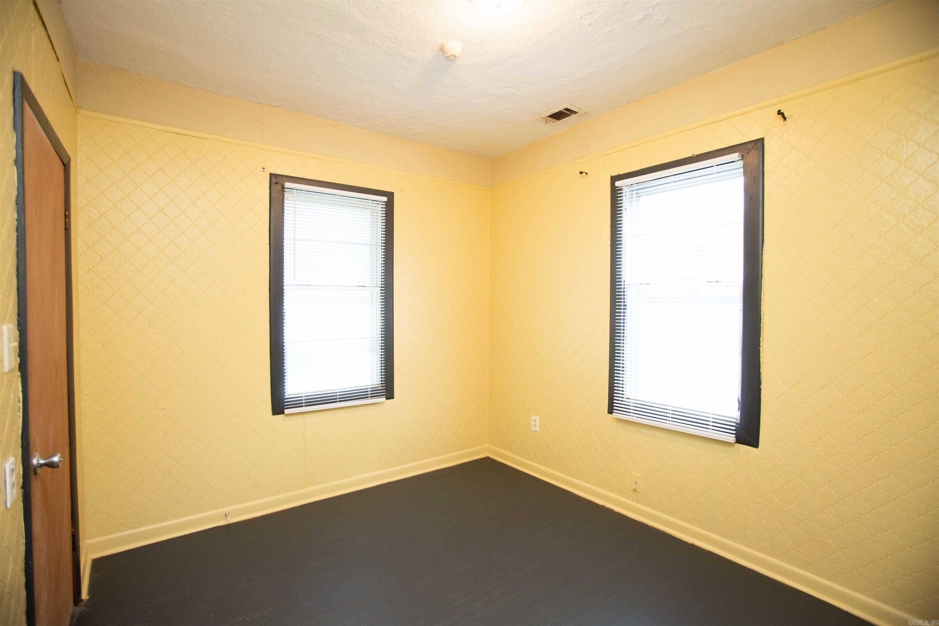 North Little Rock, AR 72114,1303 Division Street