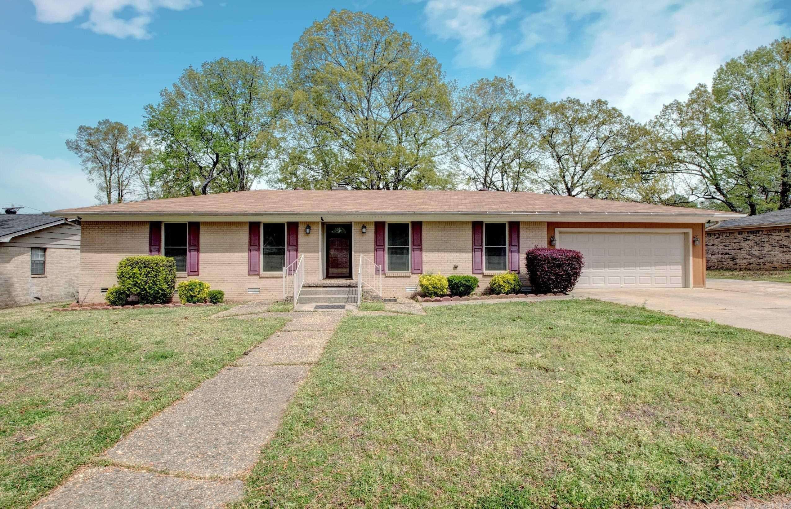 Jacksonville, AR 72076,804 Burgandy Court