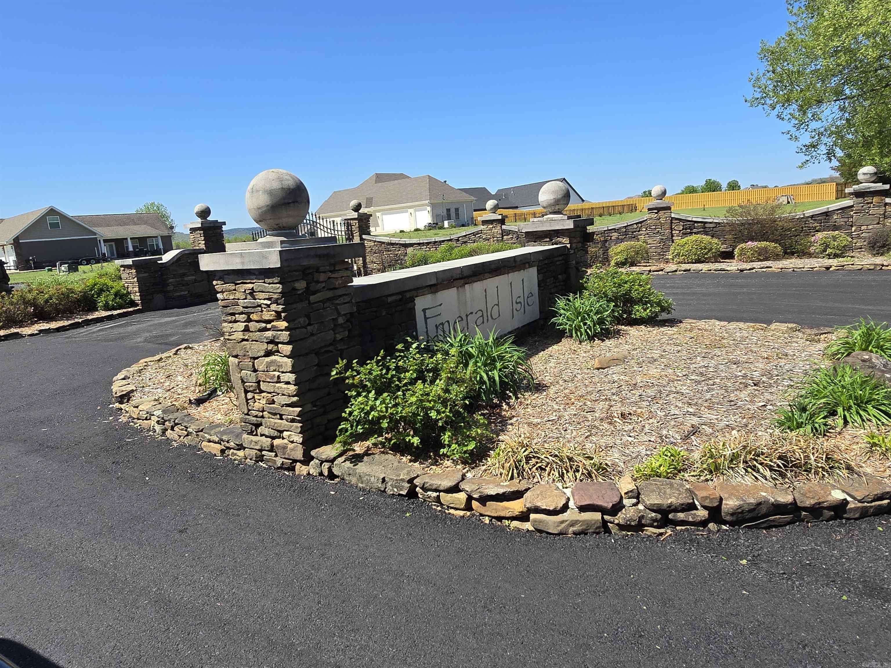 Greers Ferry, AR 72067,110 Emerald Lane