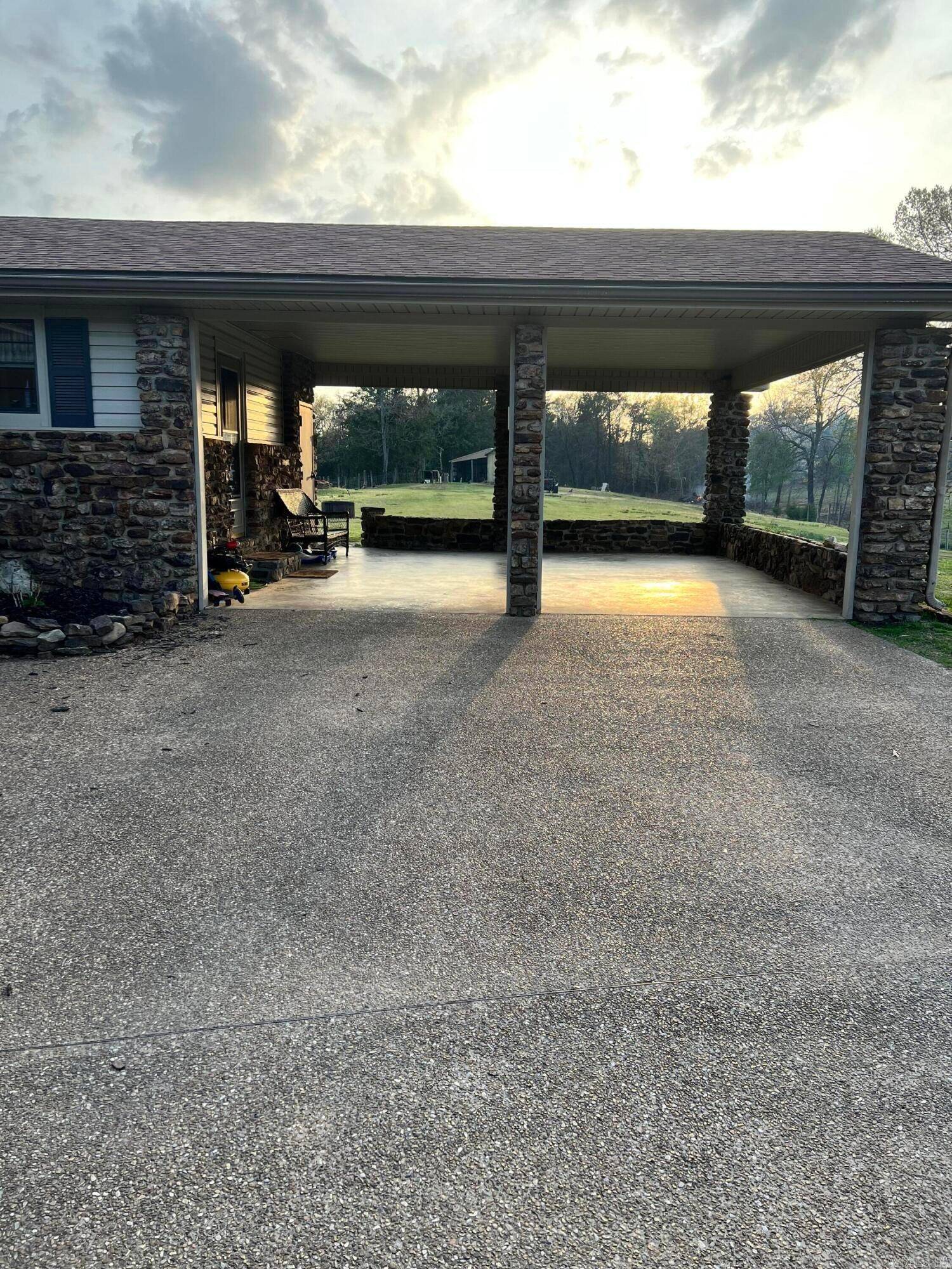 Clarksville, AR 72830,1174 County Road 3335