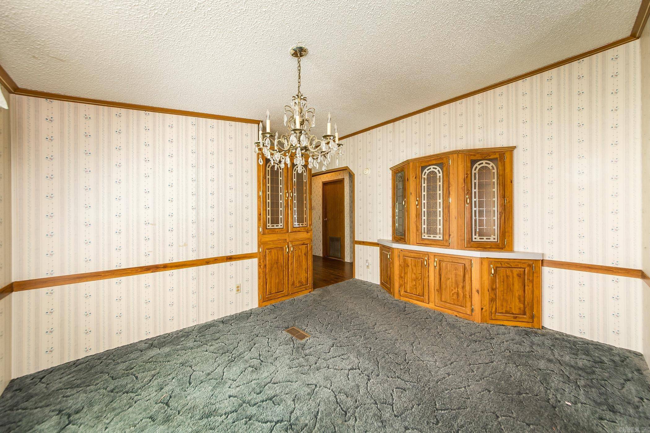 Lonoke, AR 72086,238 W Lingo