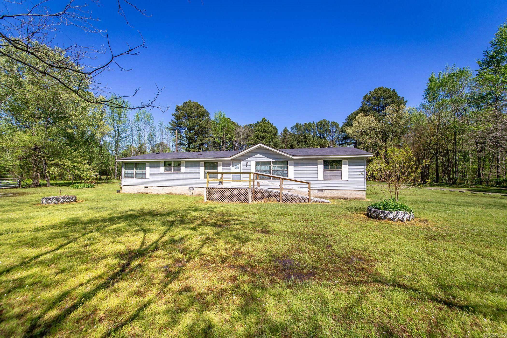 Lonoke, AR 72086,238 W Lingo