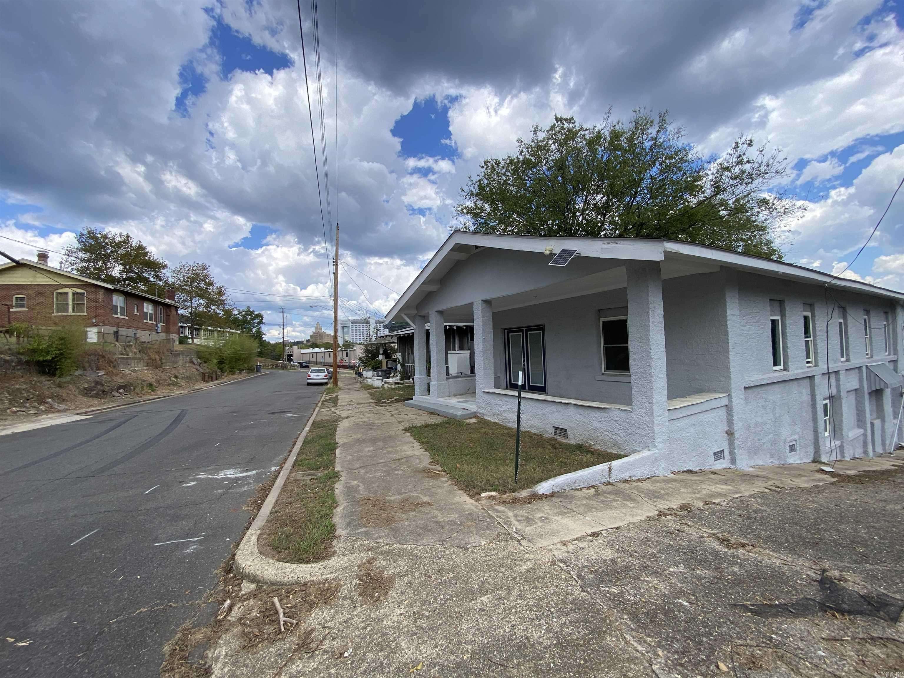 Hot Springs, AR 71901,119 Rugg Street