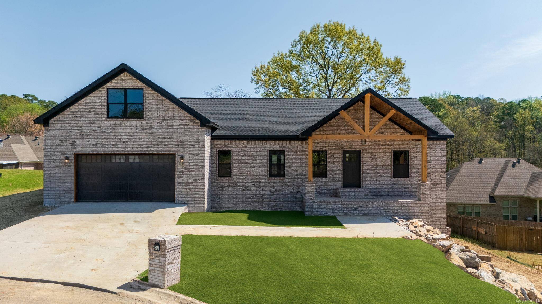Hot Springs, AR 71901,132 Lombard Court
