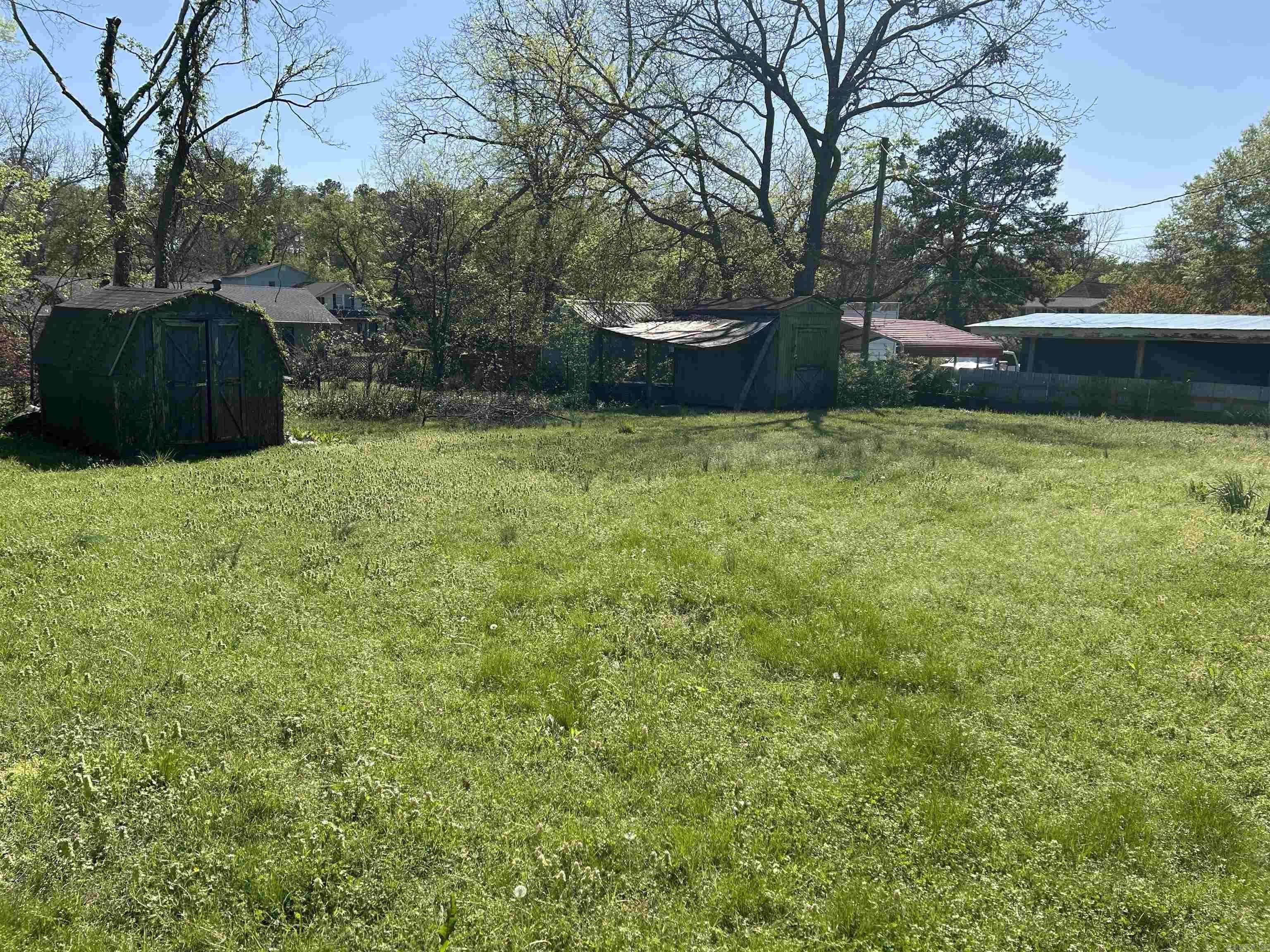 Morrilton, AR 72110,604 E Church Street
