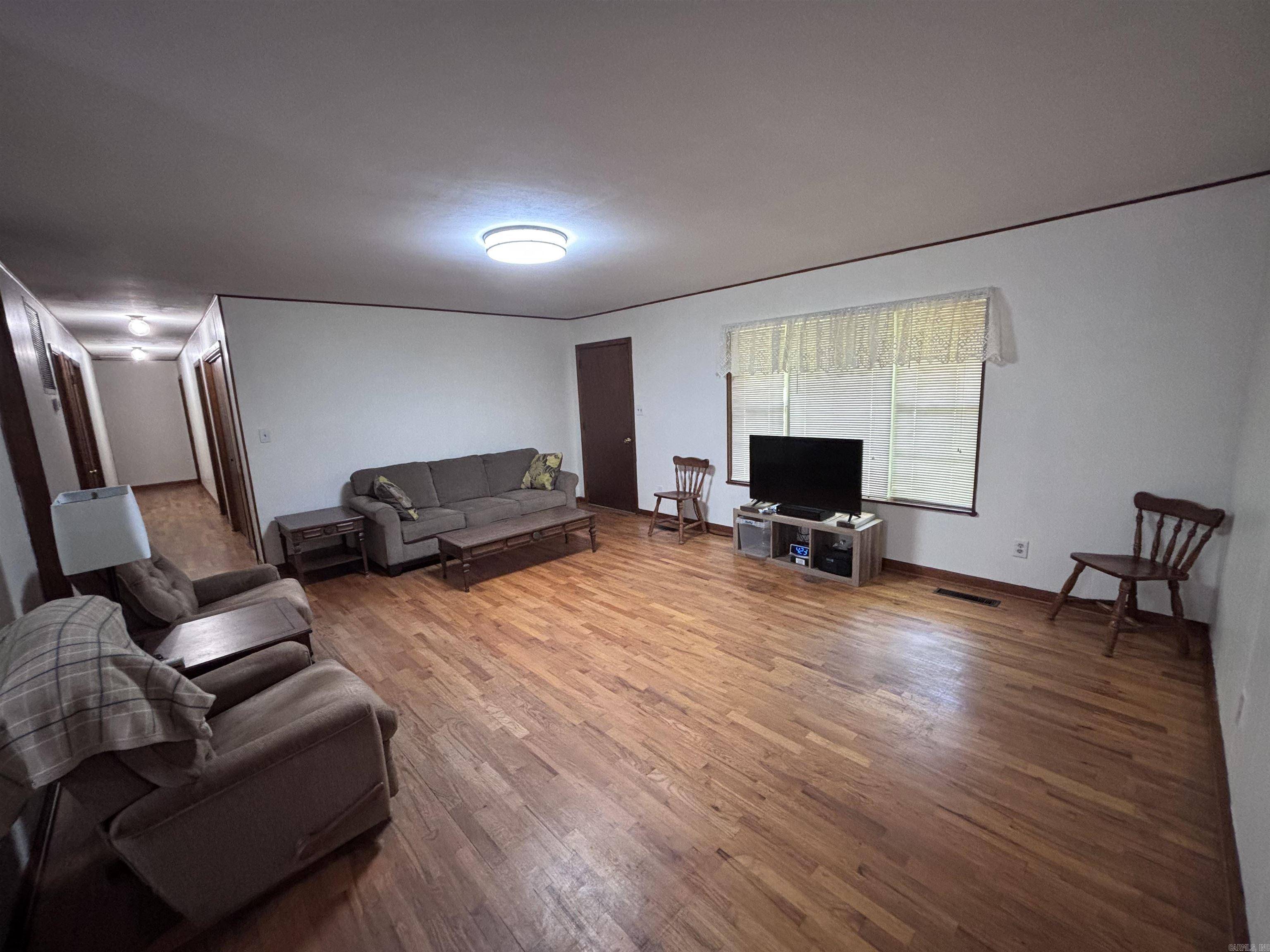 Heber Springs, AR 72543,1320 Weddingford Road
