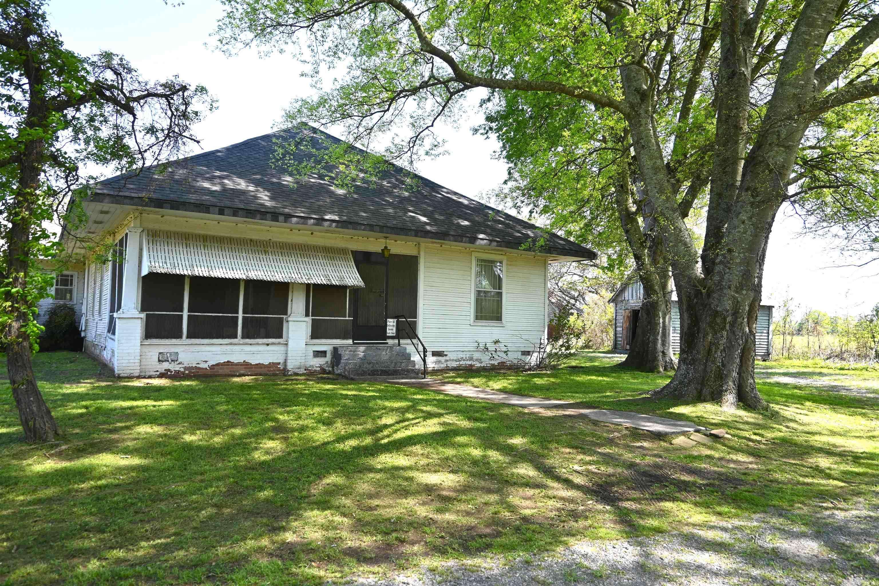 Sherrill, AR 72152,5901 Earl Chadick Rd