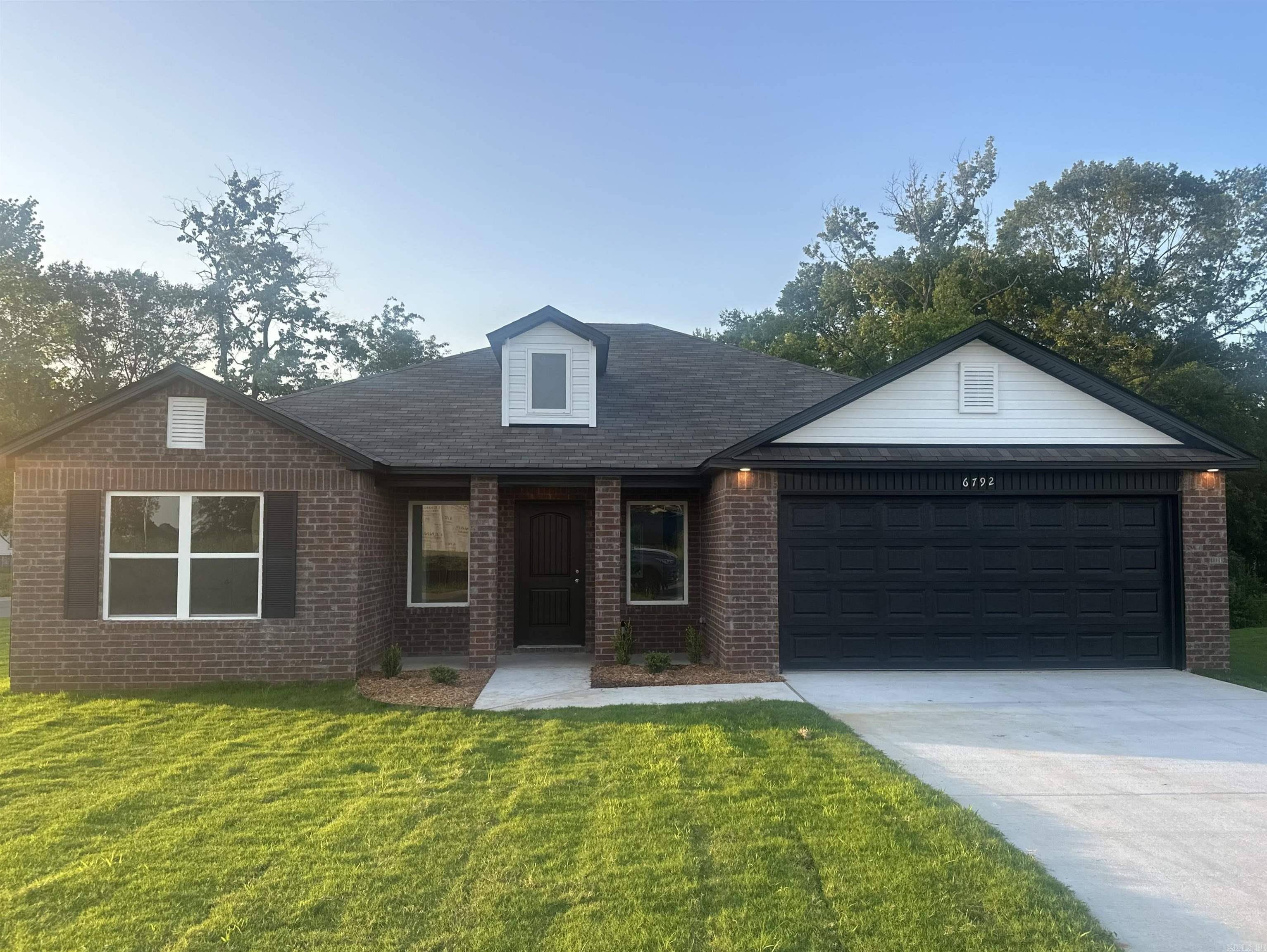 North Little Rock, AR 72117,6792 Watercrest Loop