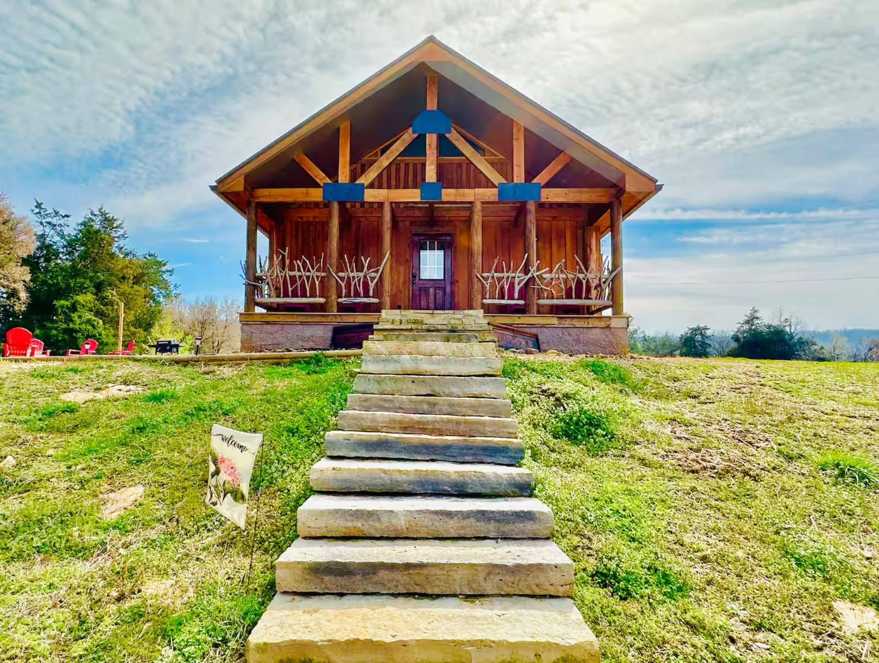 Mountain View, AR 72560,758 J Lynne Drive