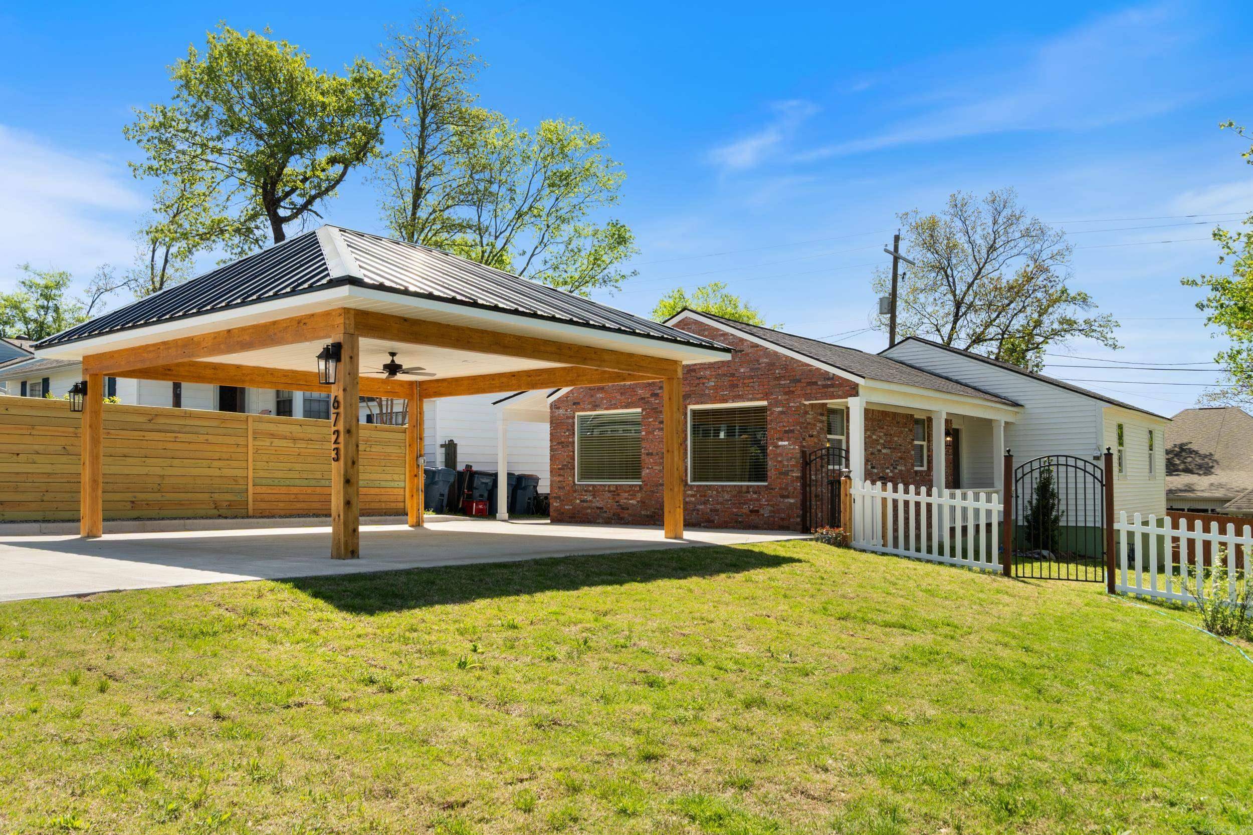 Little Rock, AR 72207,6723 GREENWOOD