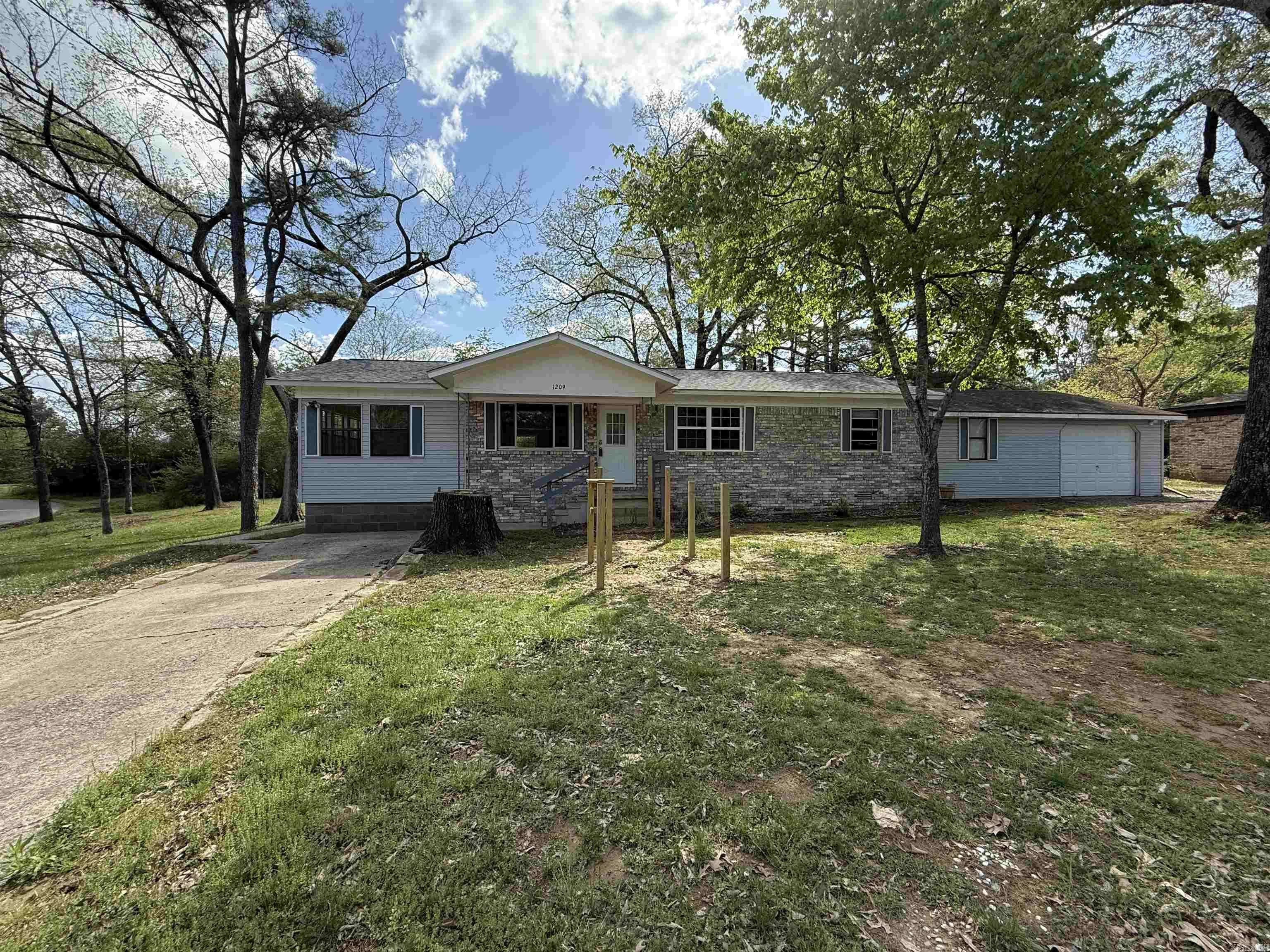 Heber Springs, AR 72543,Address not disclosed