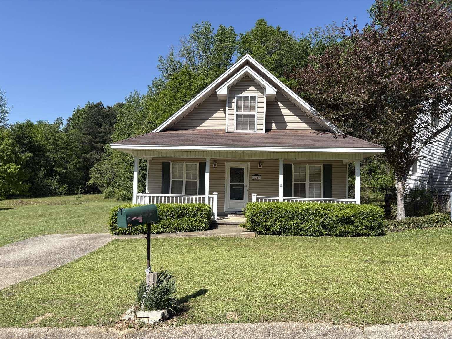 Arkadelphia, AR 71923,Address not disclosed