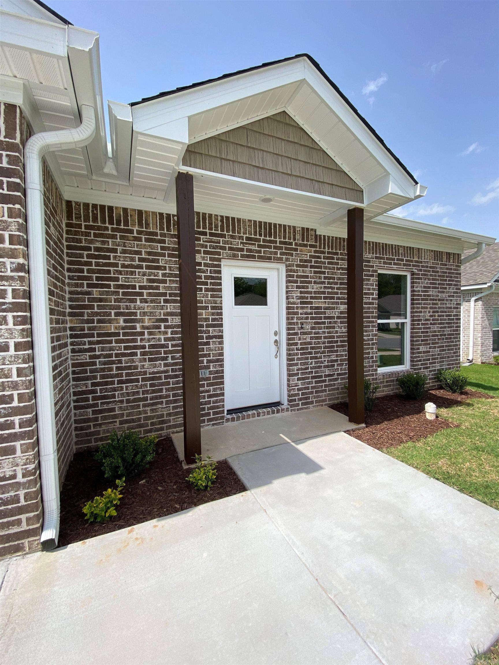 Bryant, AR 72022,3512 Village Walk Drive