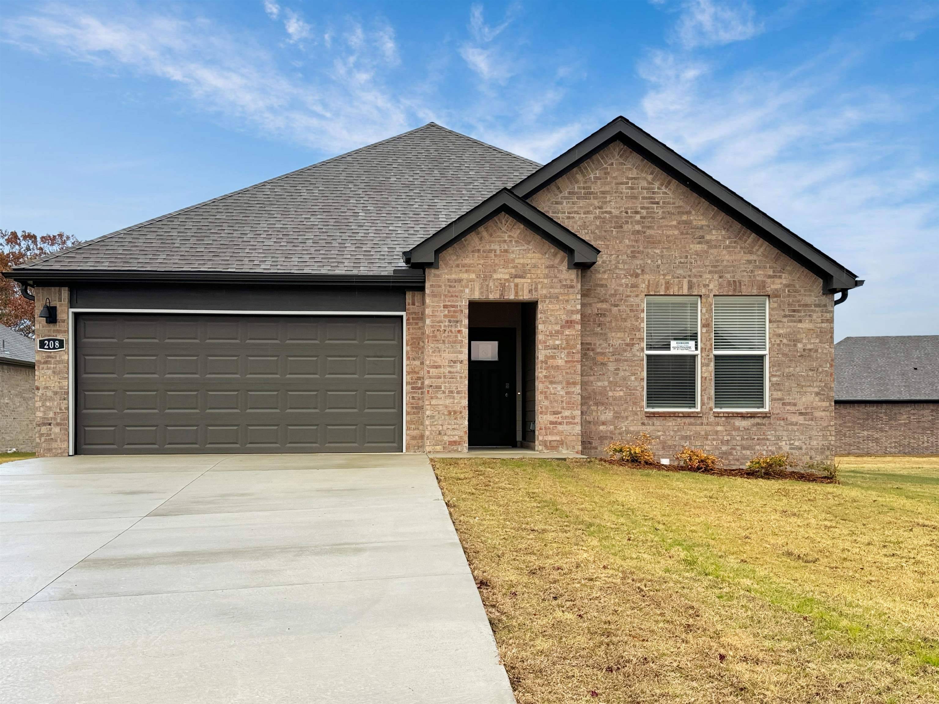 Searcy, AR 72143,1406 Ridgefield Circle