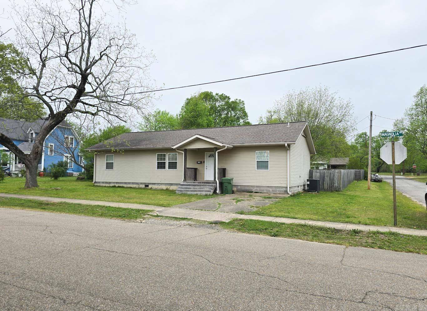Mena, AR 71953,1103 Magnolia Ave