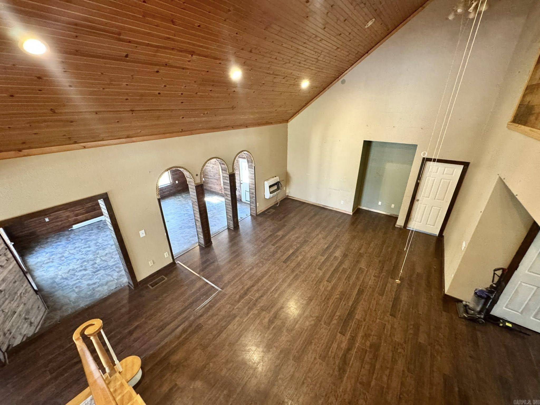 Mountain View, AR 72560,13178 Highway 66