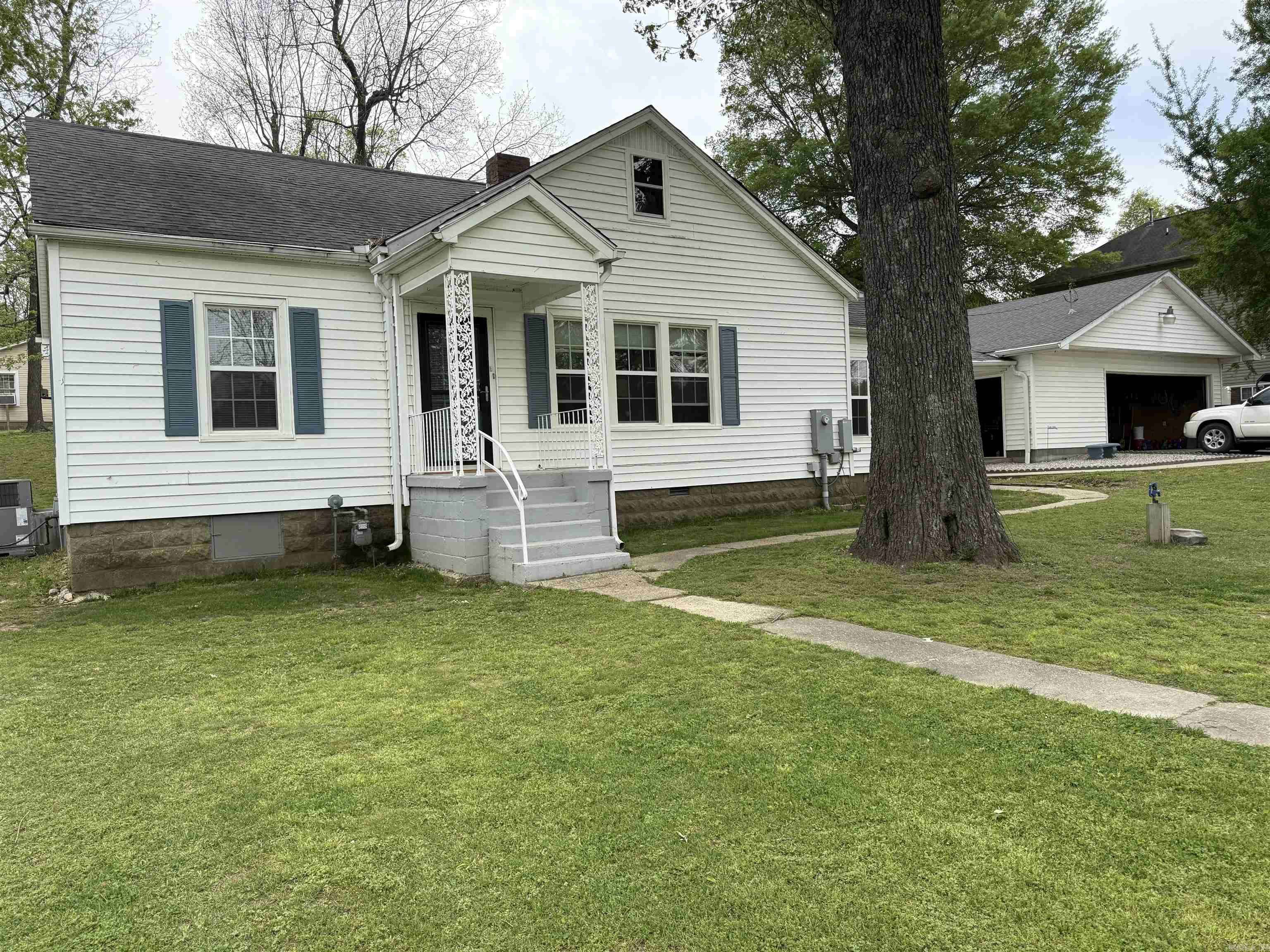 Piggott, AR 72454,Address not disclosed