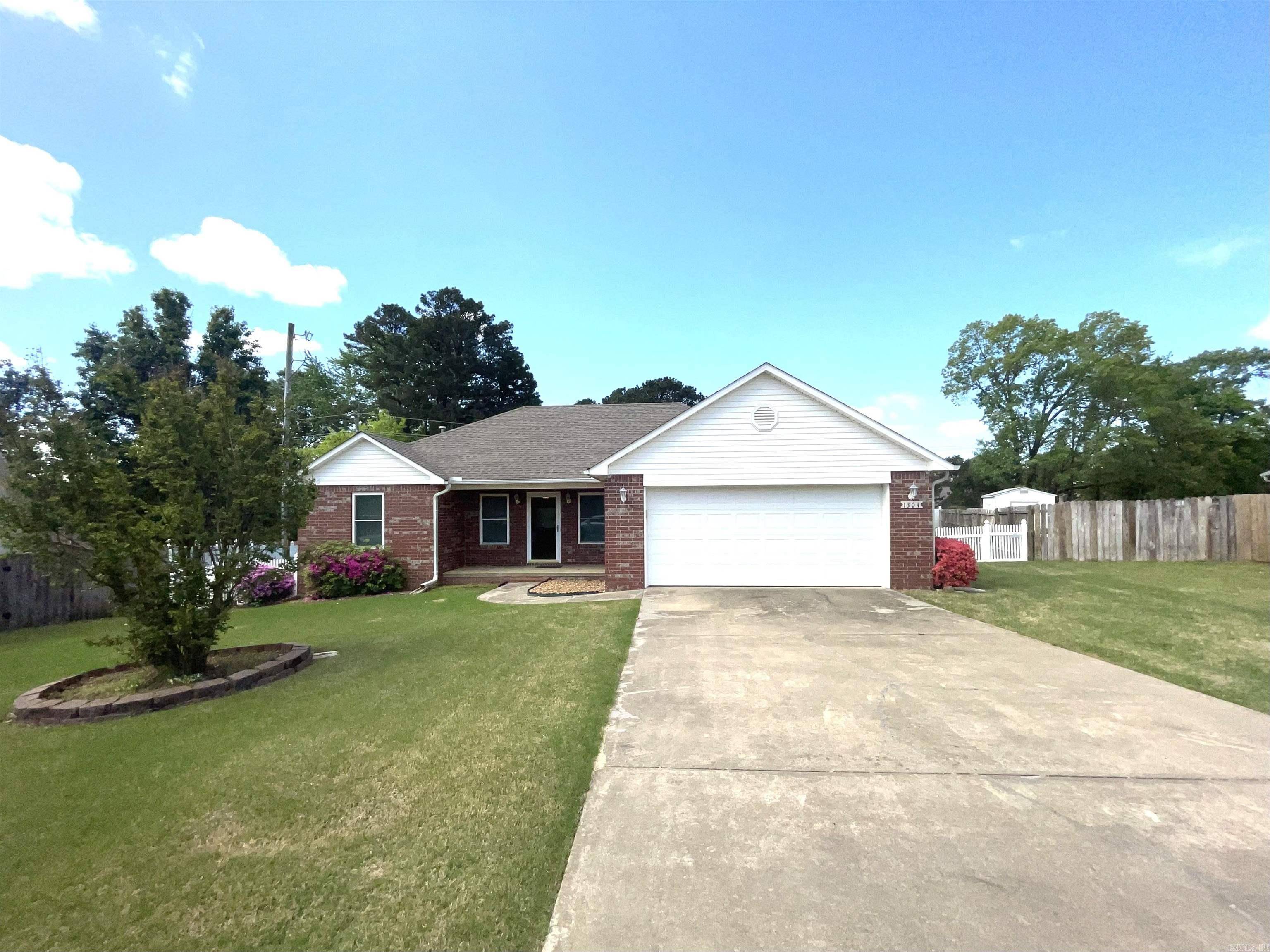 Heber Springs, AR 72543,1304 RIDGEFIELD Drive