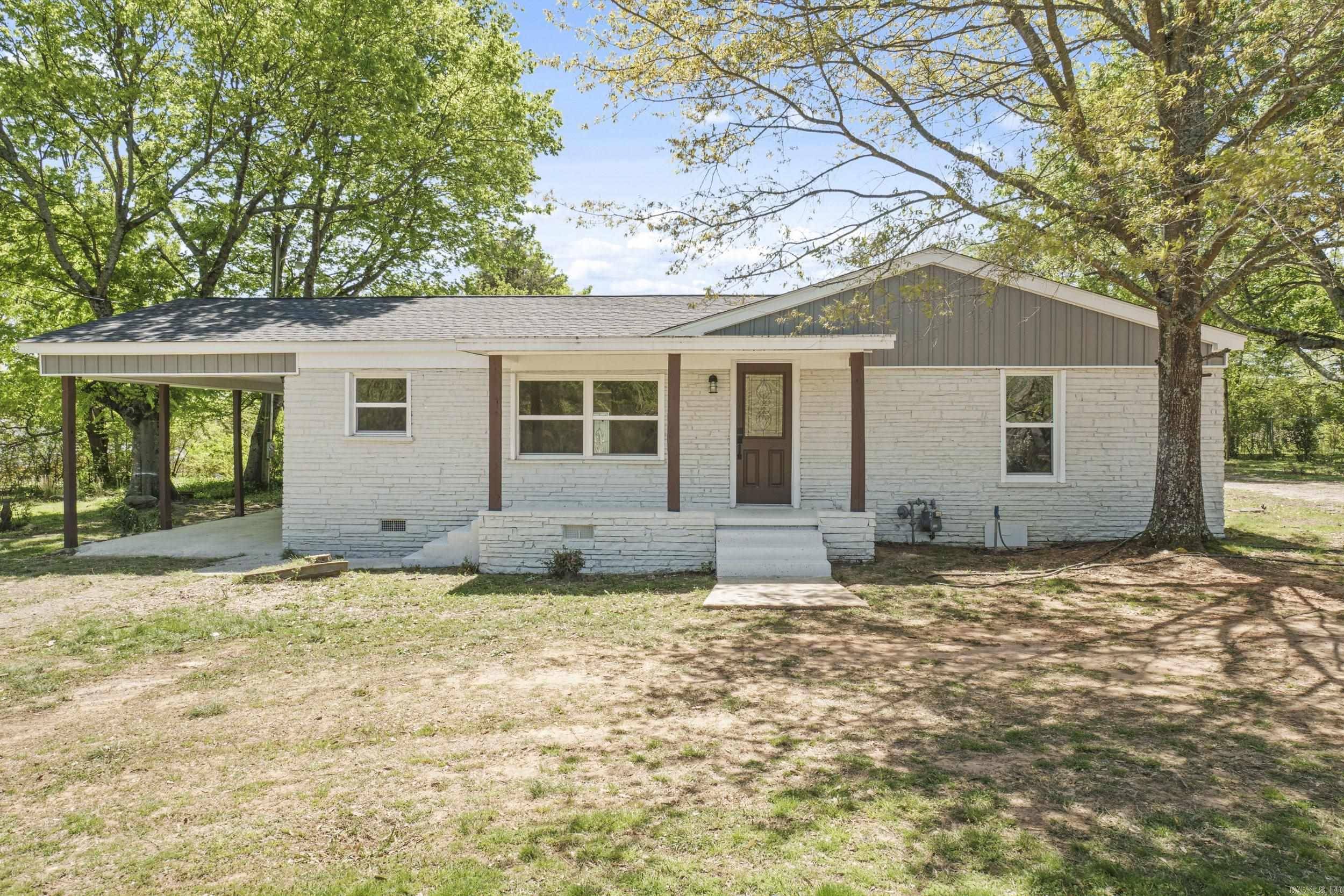 Judsonia, AR 72081,915 Missile Base Road