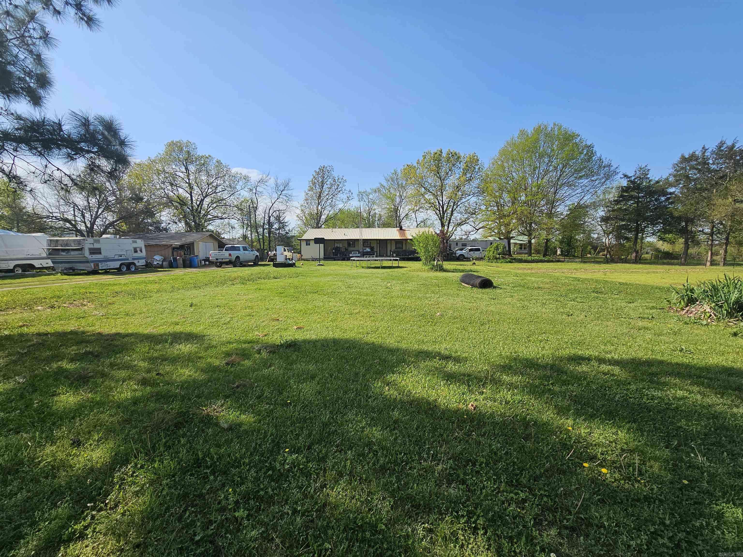 Waldron, AR 72958,725 Edgewood