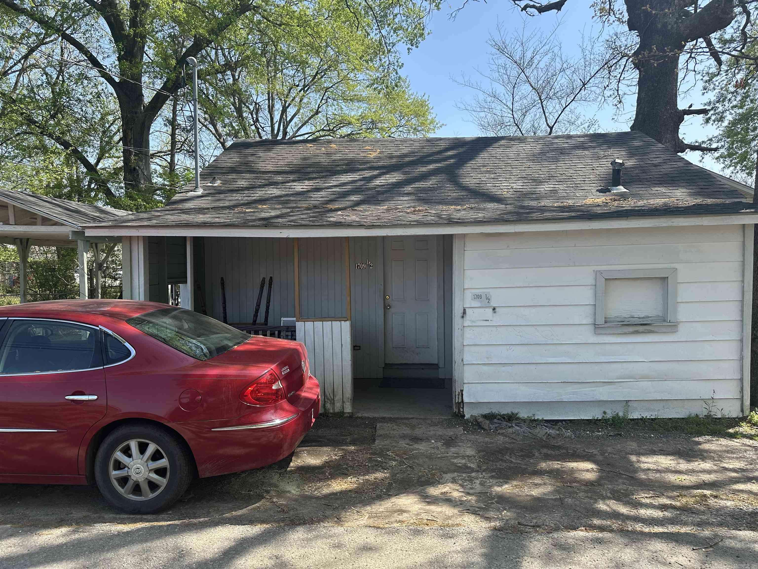 North Little Rock, AR 72114,1709 Marion