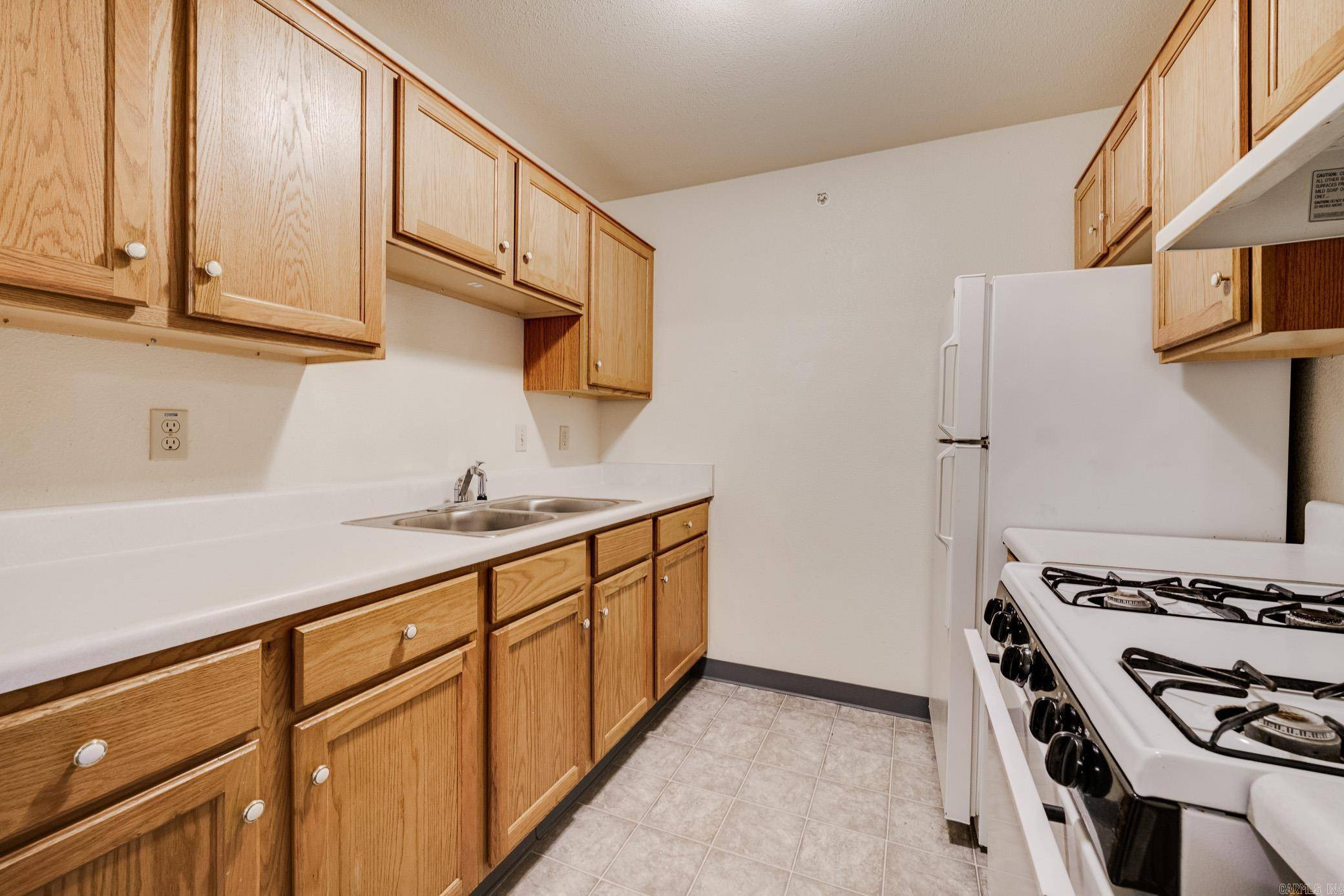 Morrilton, AR 72110,300 W Harding, #309