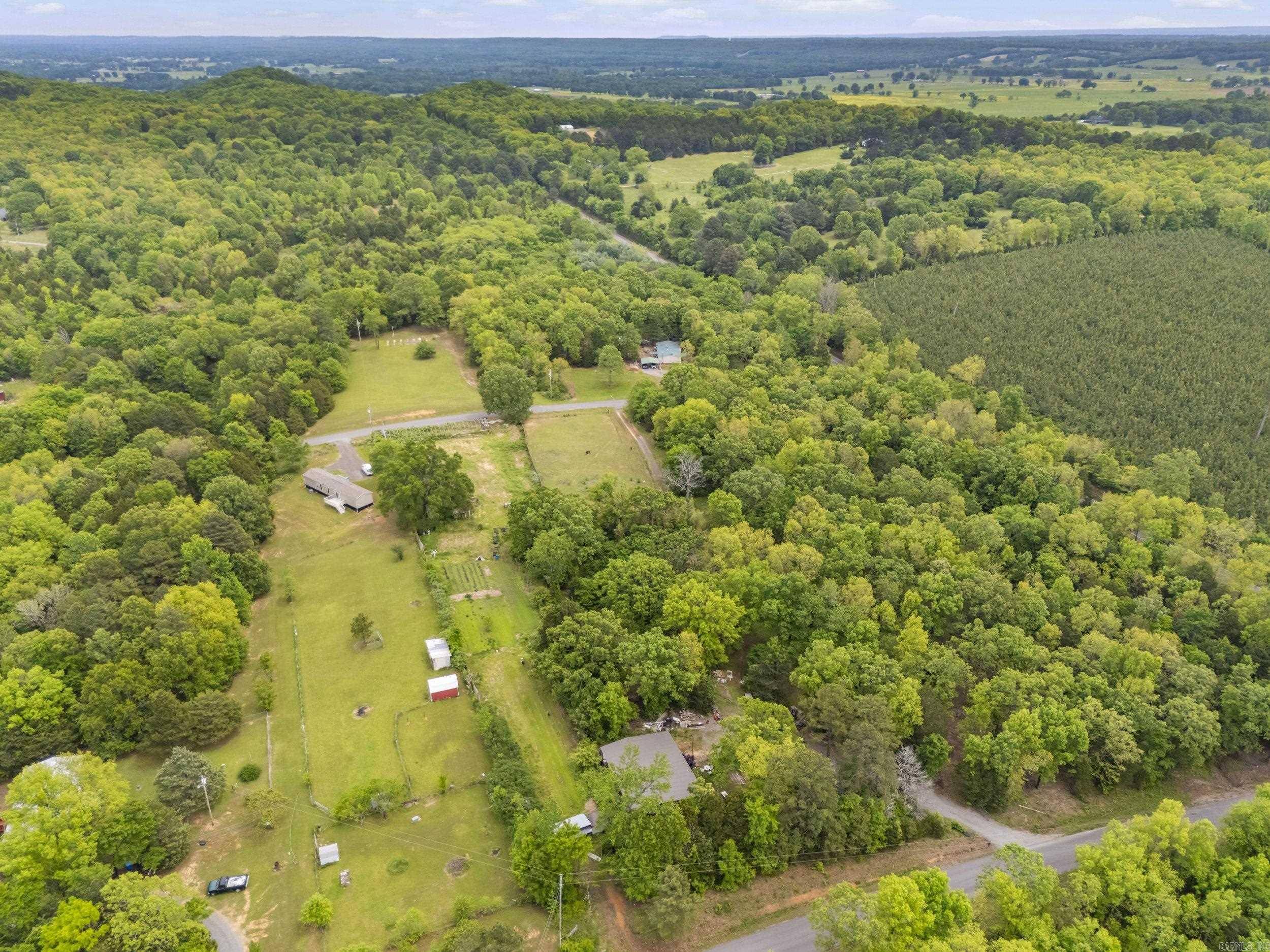 Holland, AR 72173,37 Jackson Rd