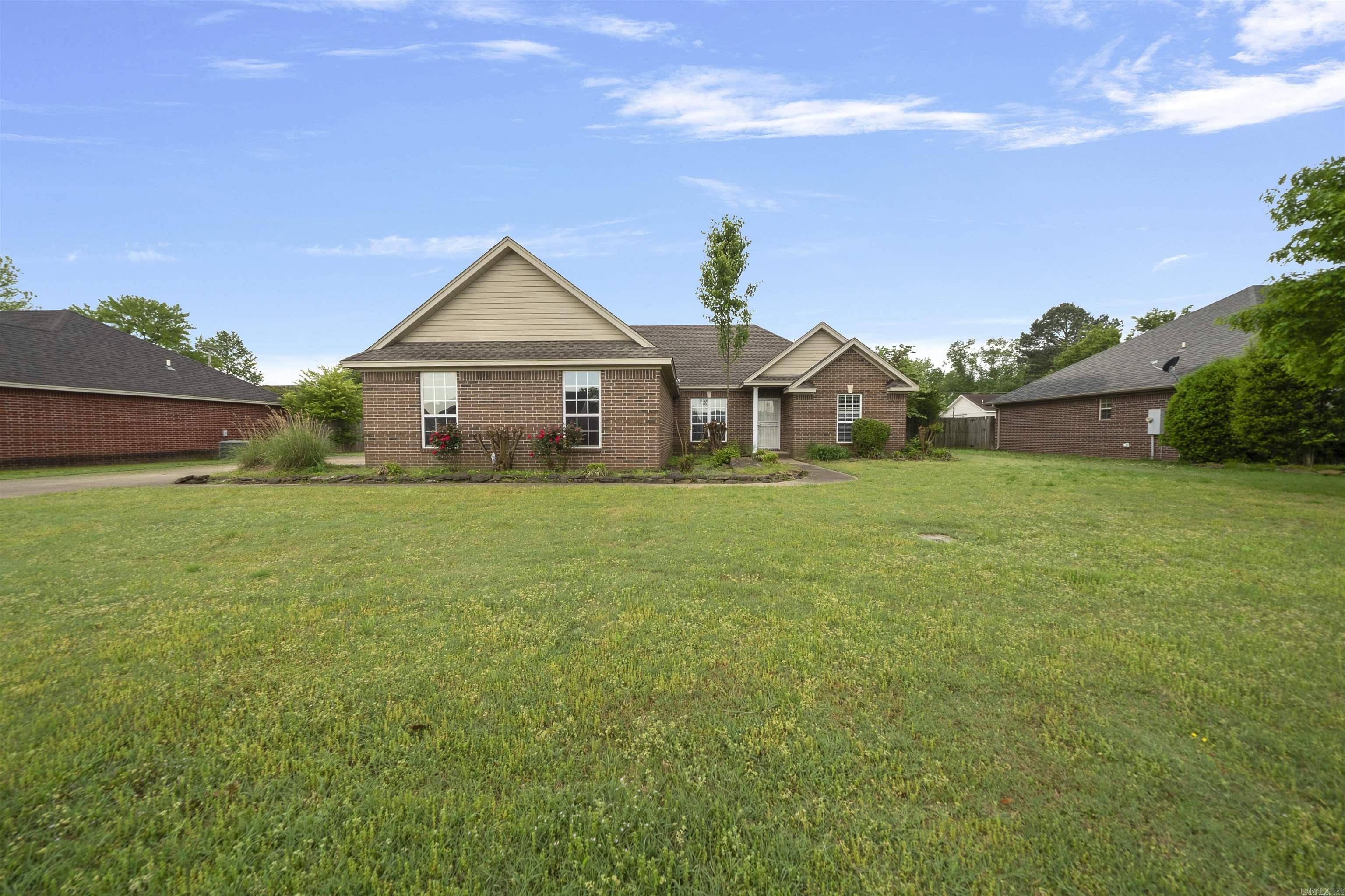 Searcy, AR 72143,2405 Audley Bolton Drive