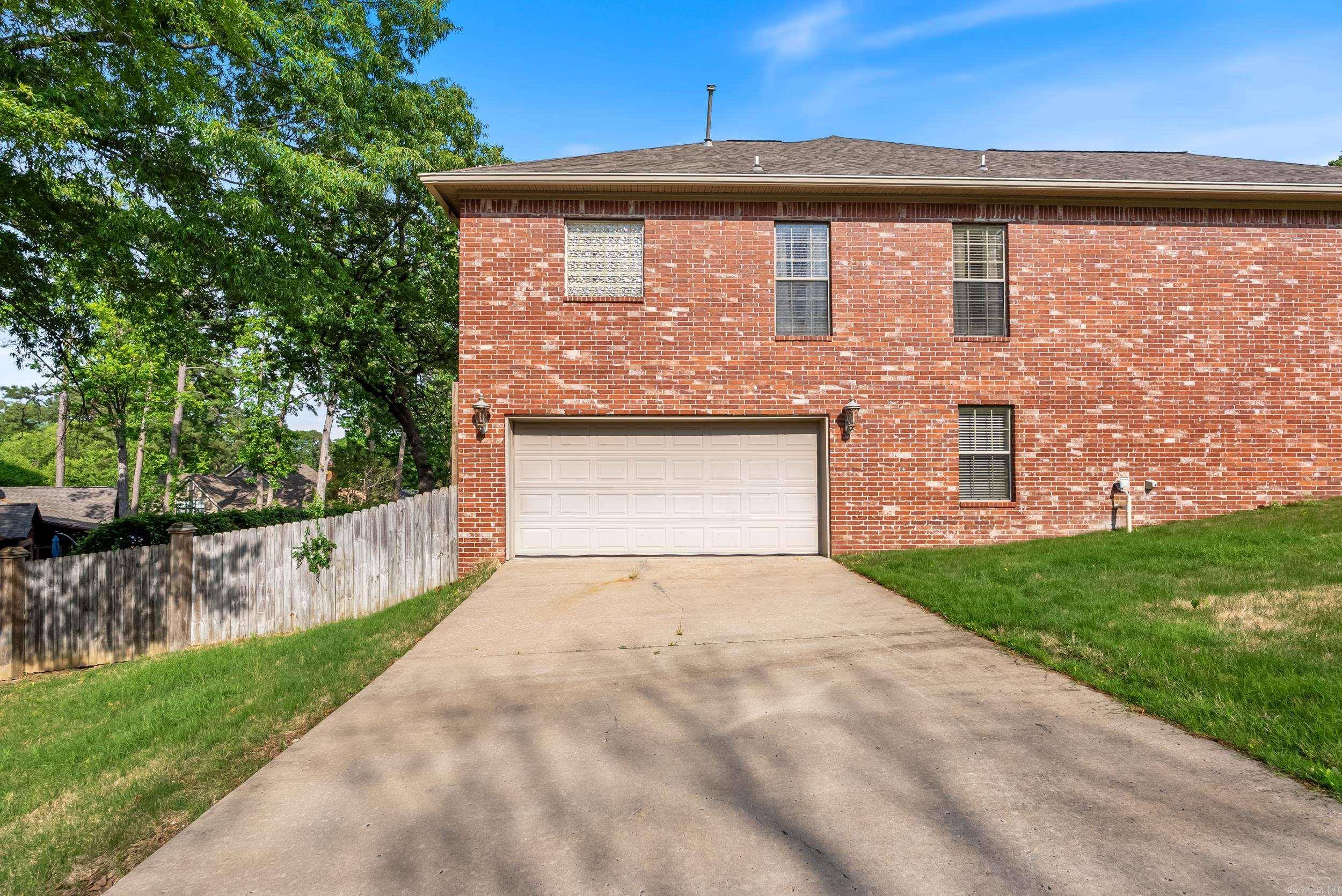Maumelle, AR 72113,31 Norfork Drive