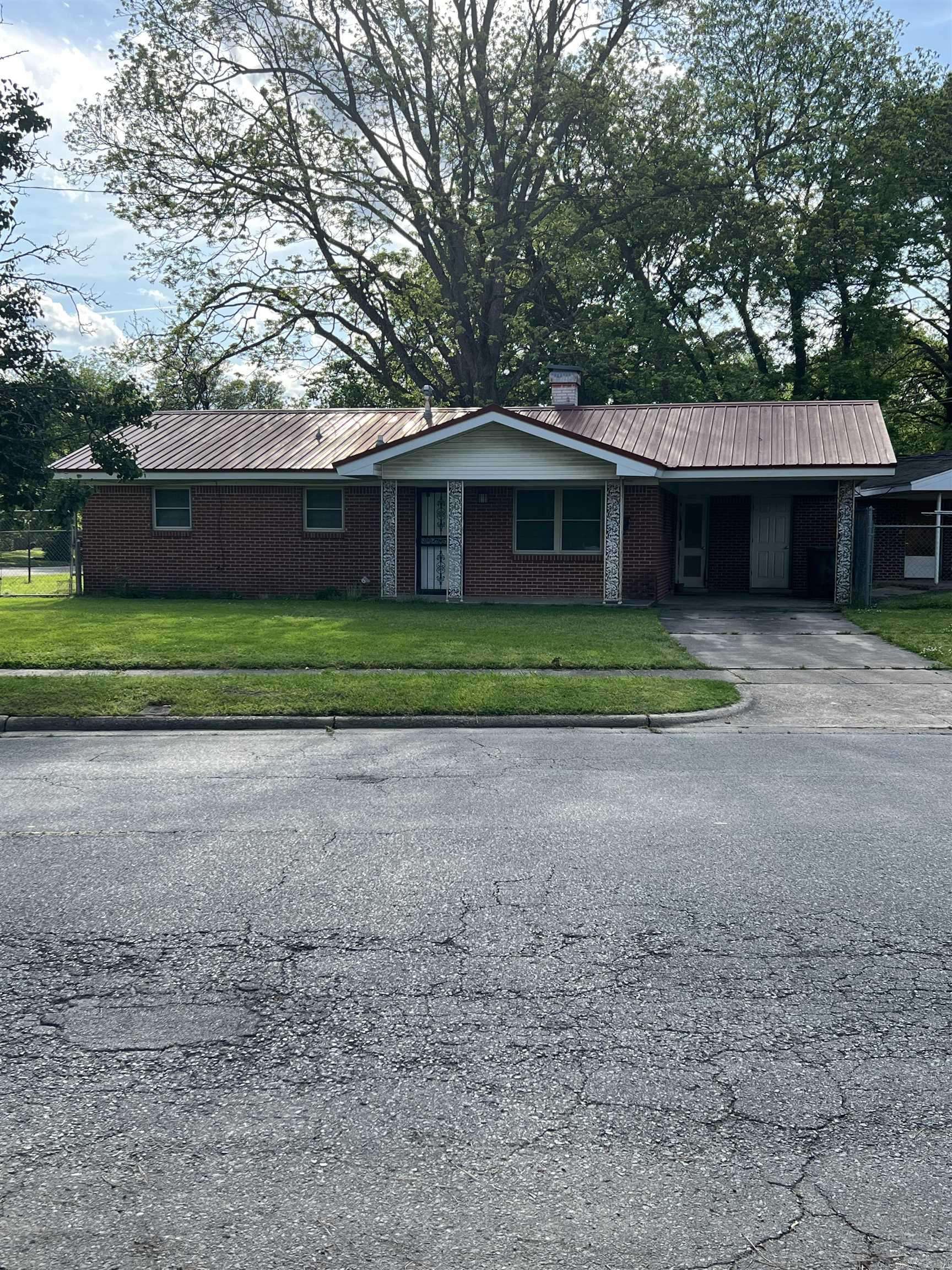 Pine Bluff, AR 71601,904 Belmont Drive