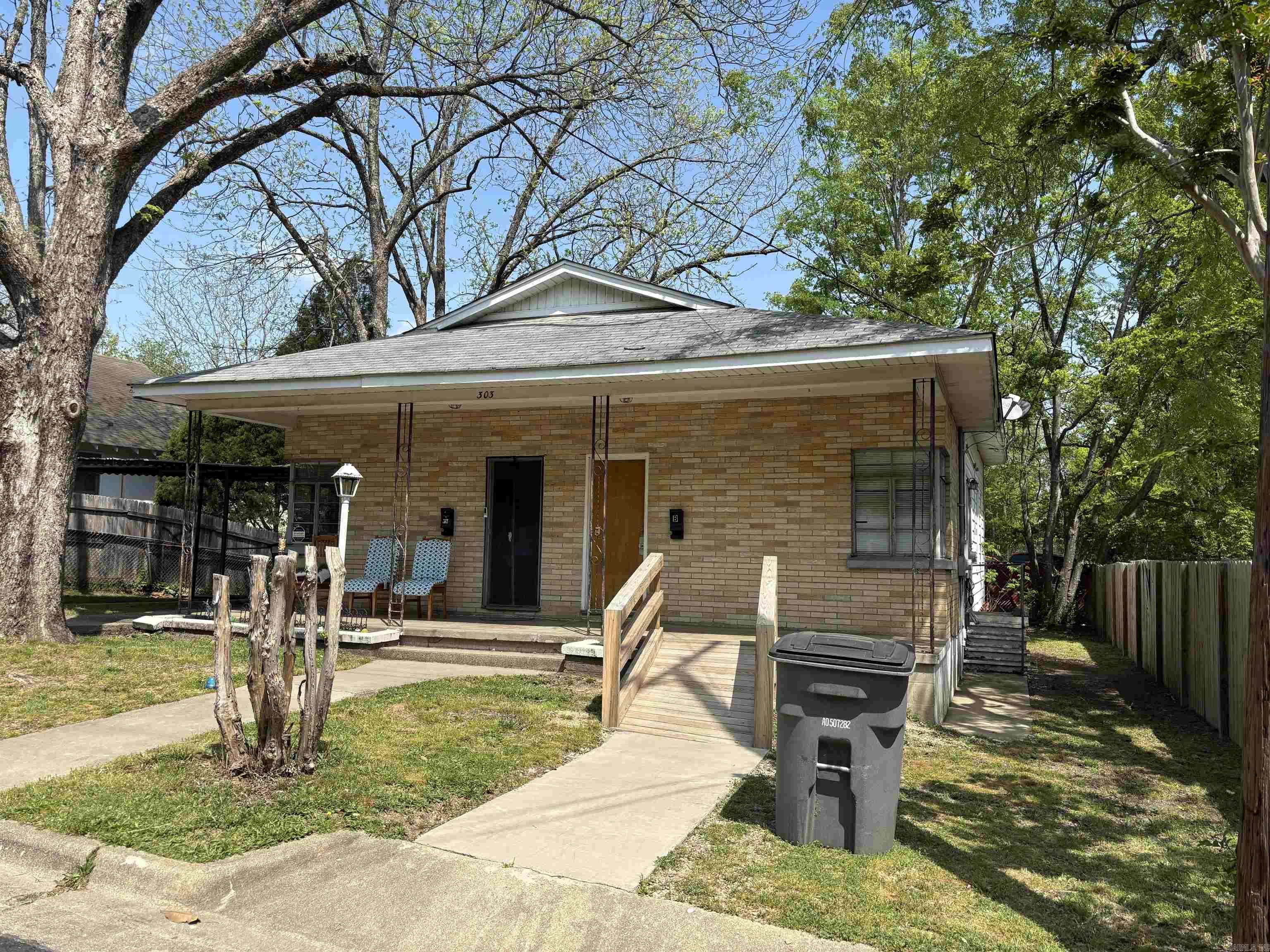 Hot Springs, AR 71910-1,415-417 Morrison Avenue