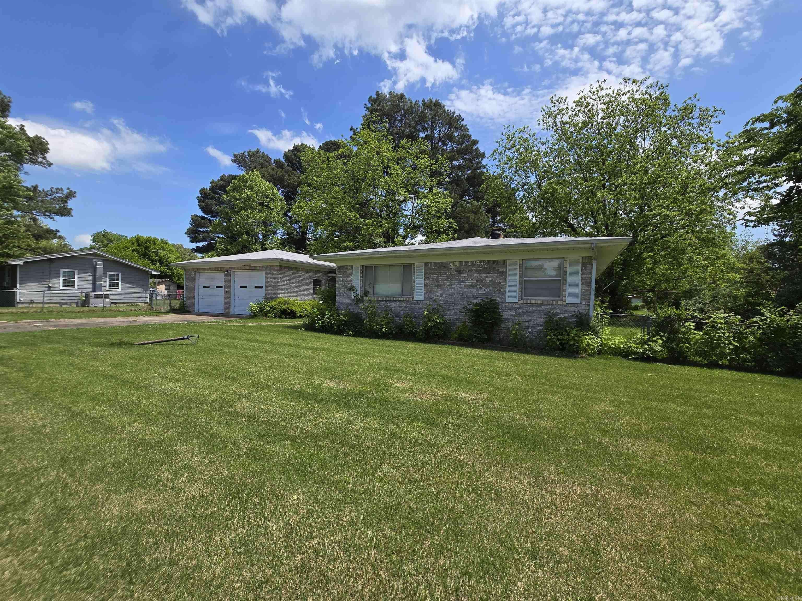 Mcrae, AR 72102,604 N Grand Avenue