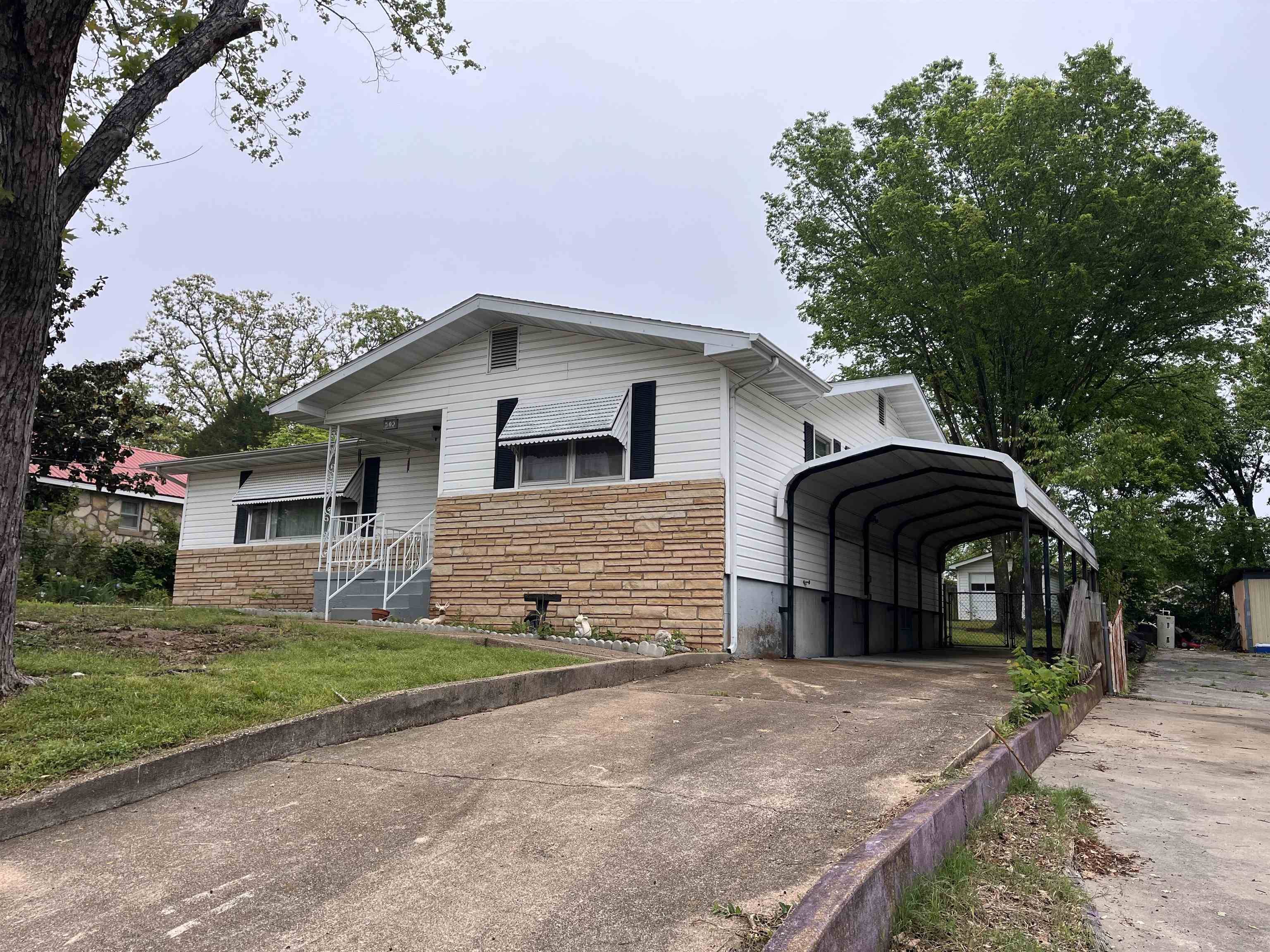 Thayer, MO 65791-0000,509 S 6th Street