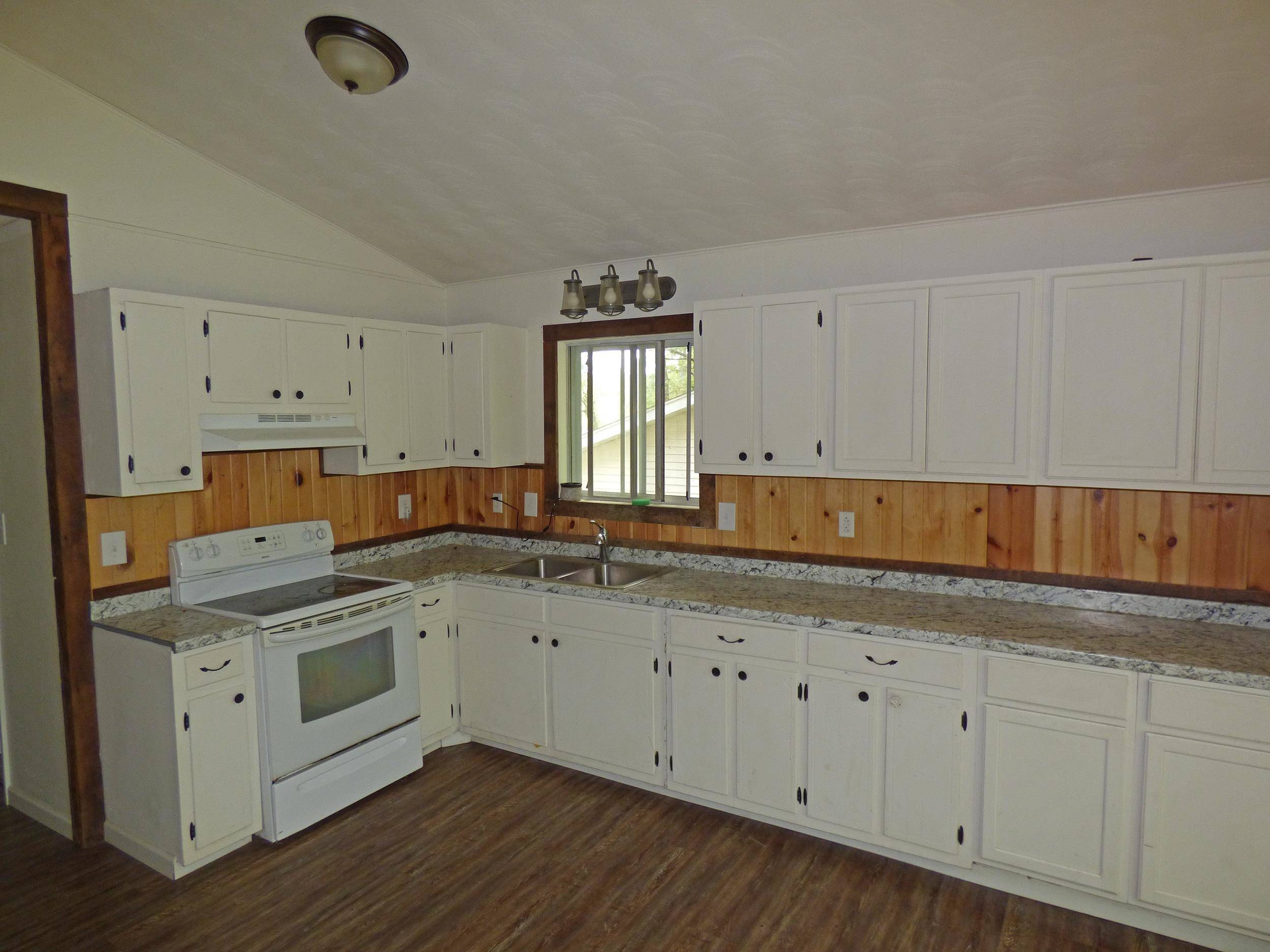 Cherokee Village, AR 72529,30 Allegheny Drive