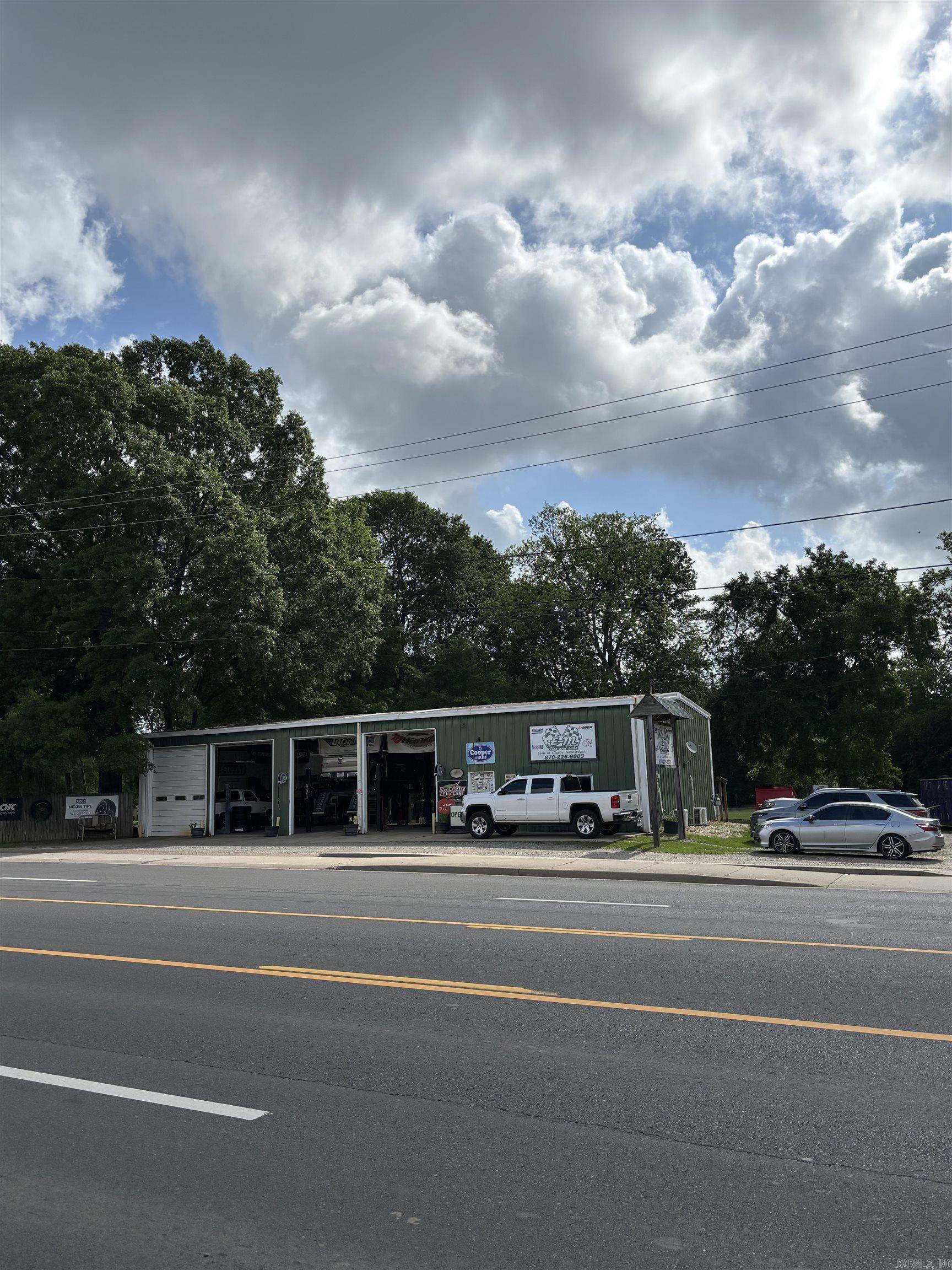 Warren, AR 71671,214 N Martin Street