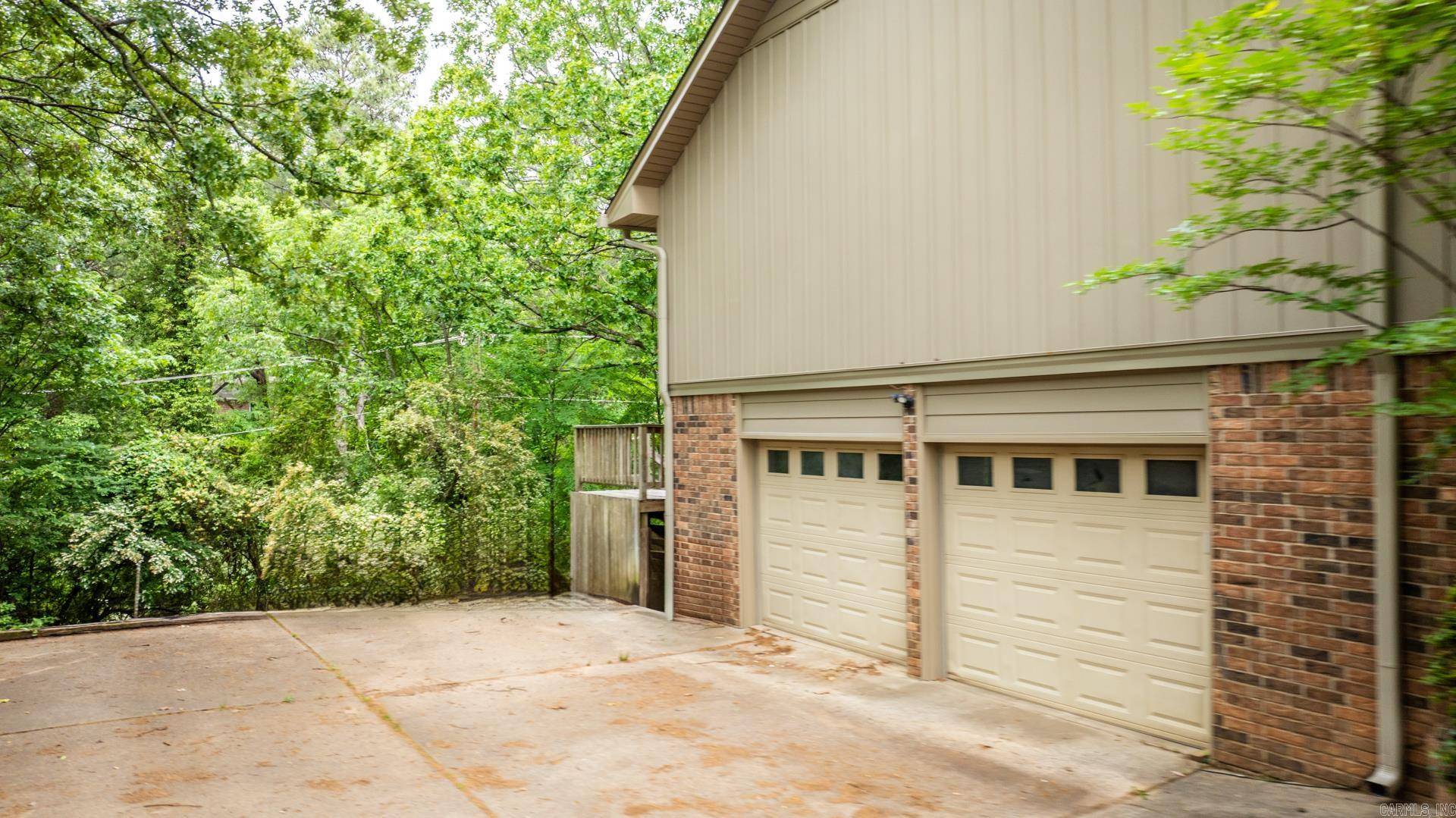 North Little Rock, AR 72116,3 E Lake Drive