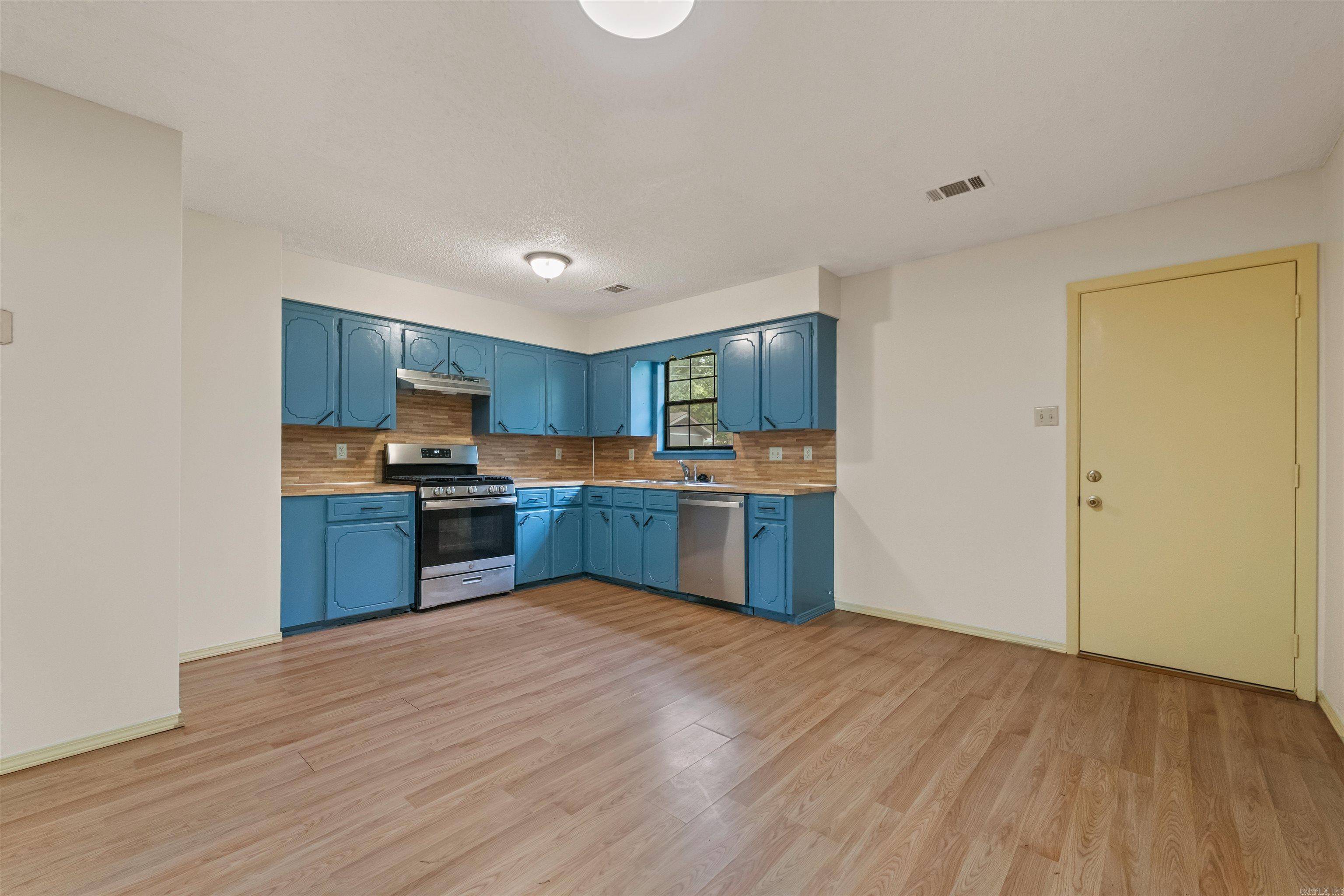 Sherwood, AR 72120,504 Hemphill Street