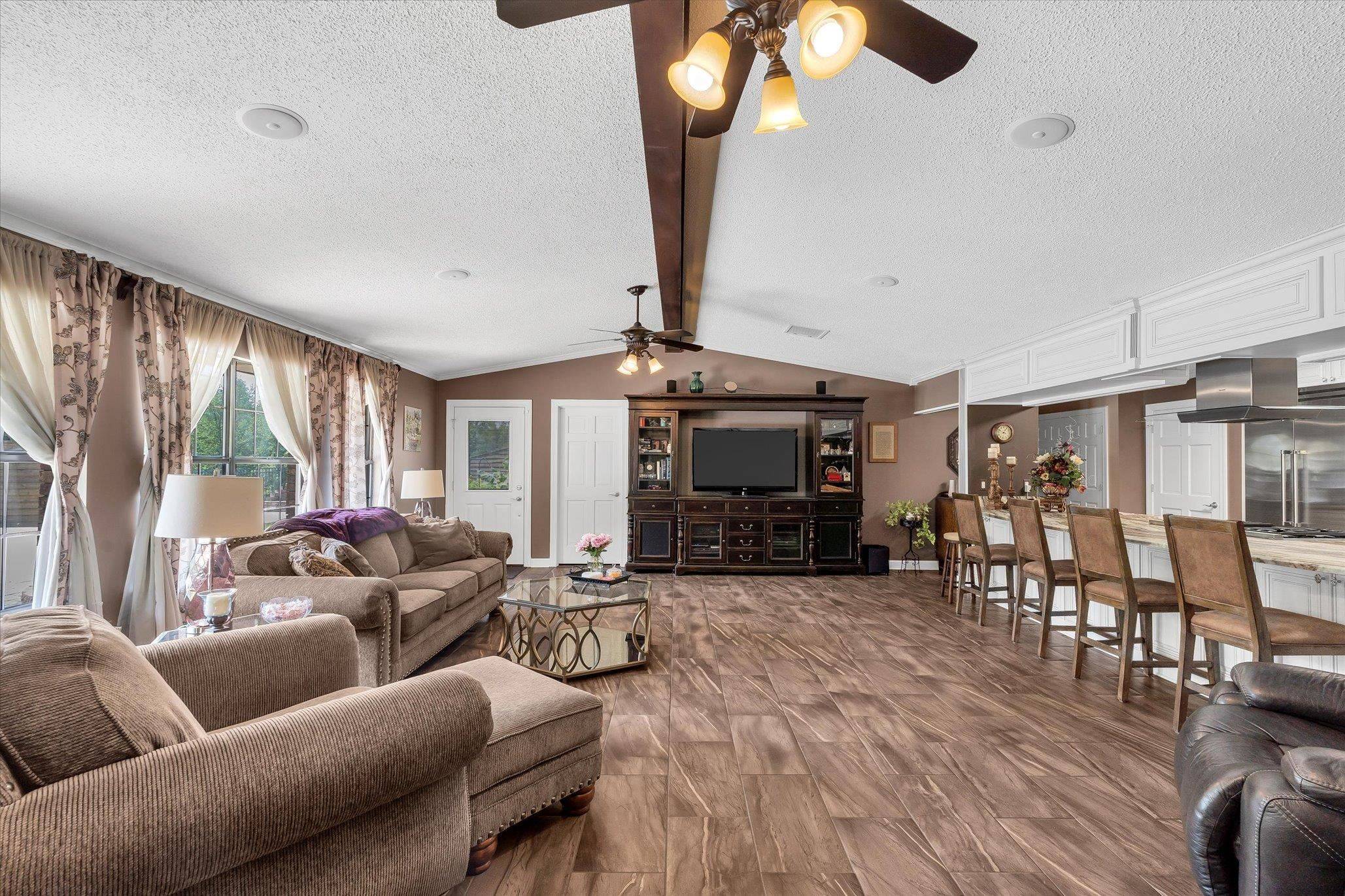 Jonesboro, AR 72401,313 County Road 344